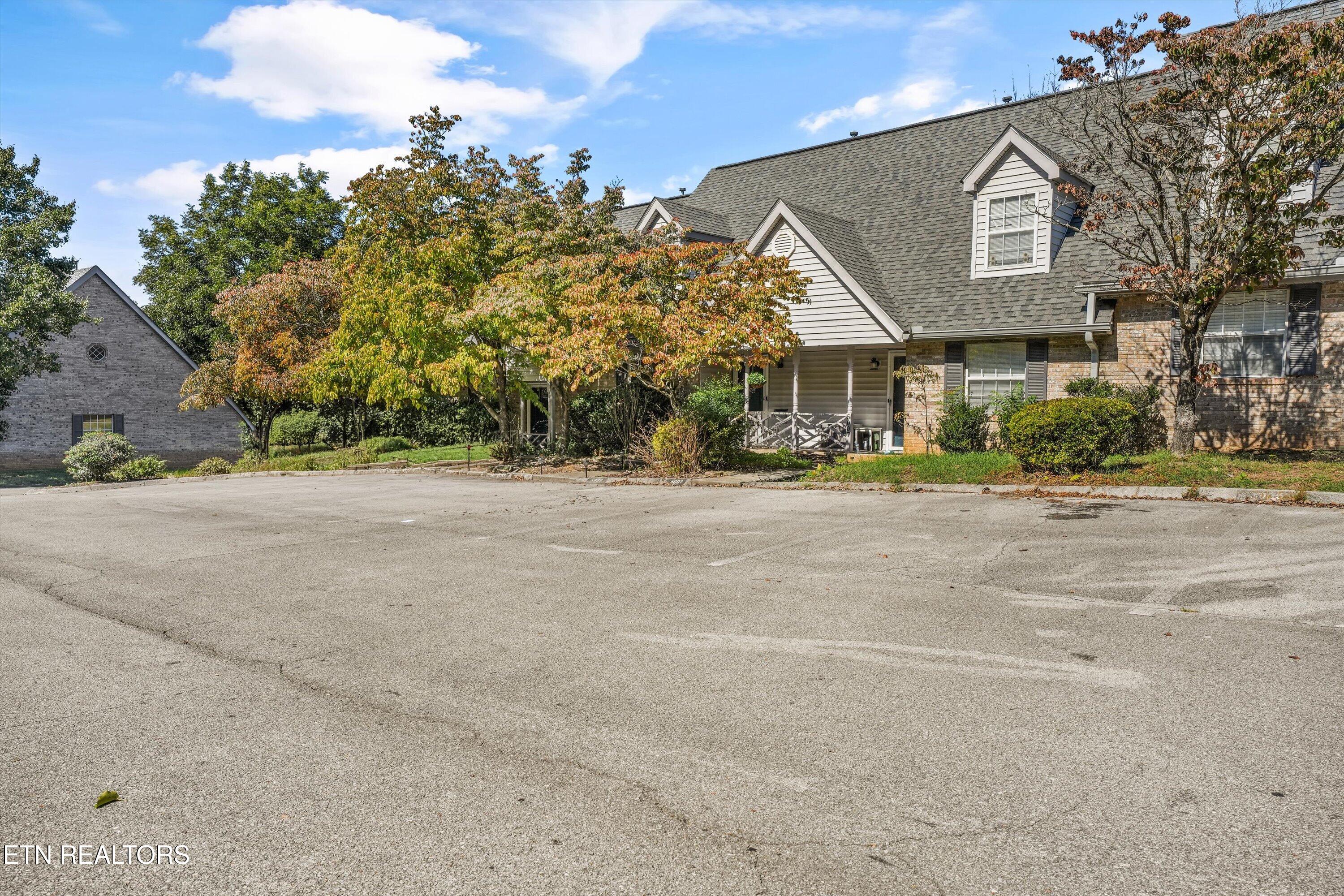 5009 Trace Manor Lane Knoxville TN 37912