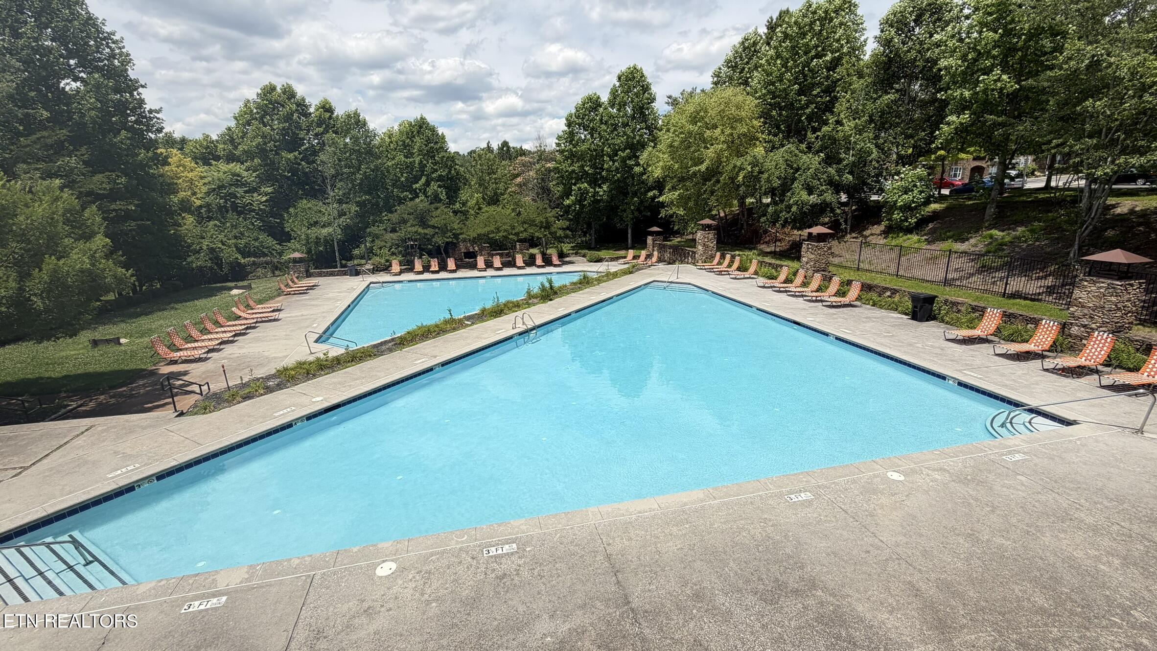 1106 Tree Top Way Knoxville TN 37920