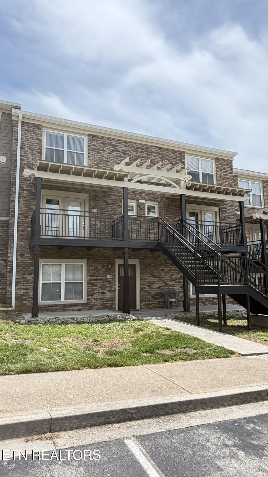 1106 Tree Top Way Knoxville TN 37920