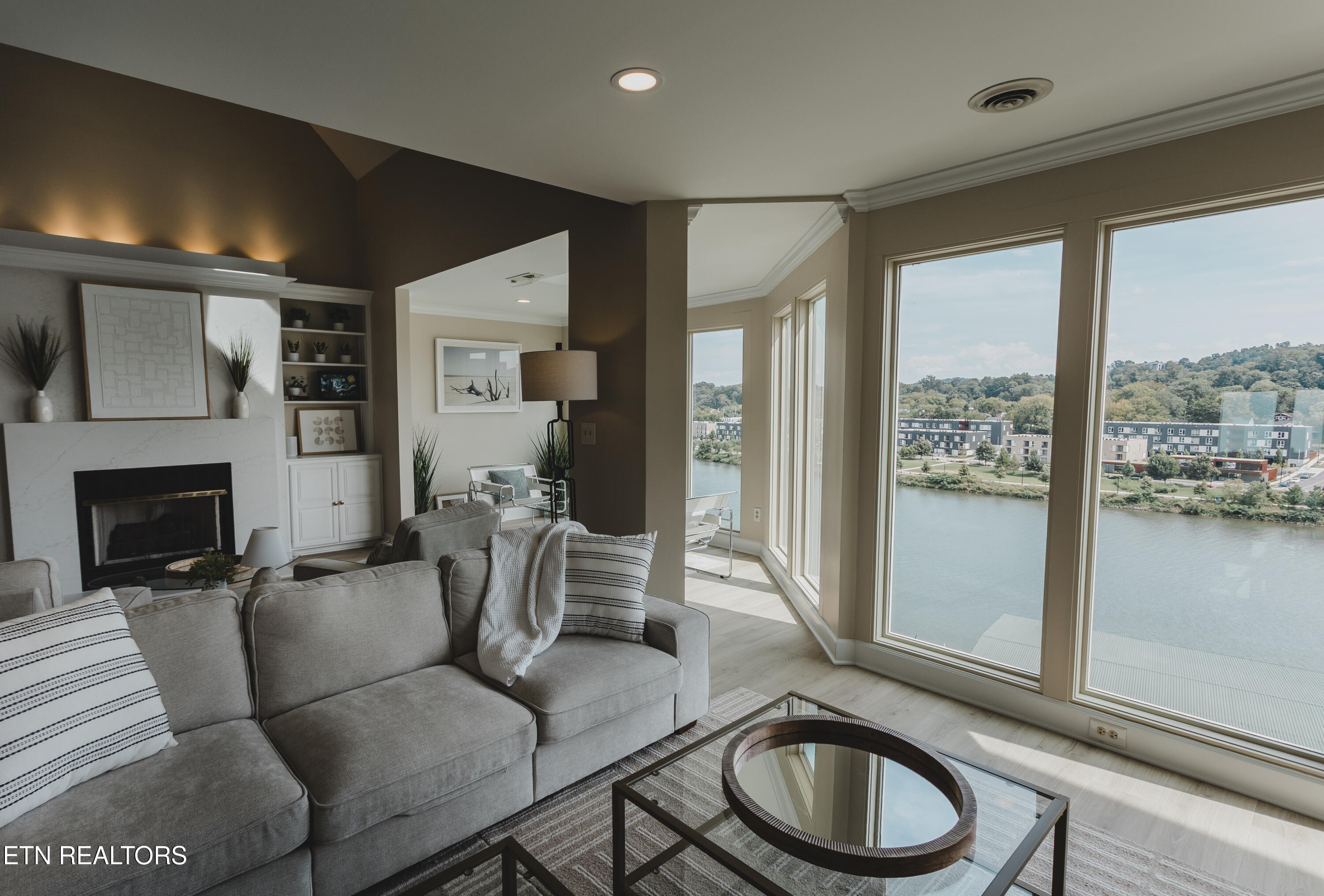 554 Riverfront Way Knoxville TN 37915
