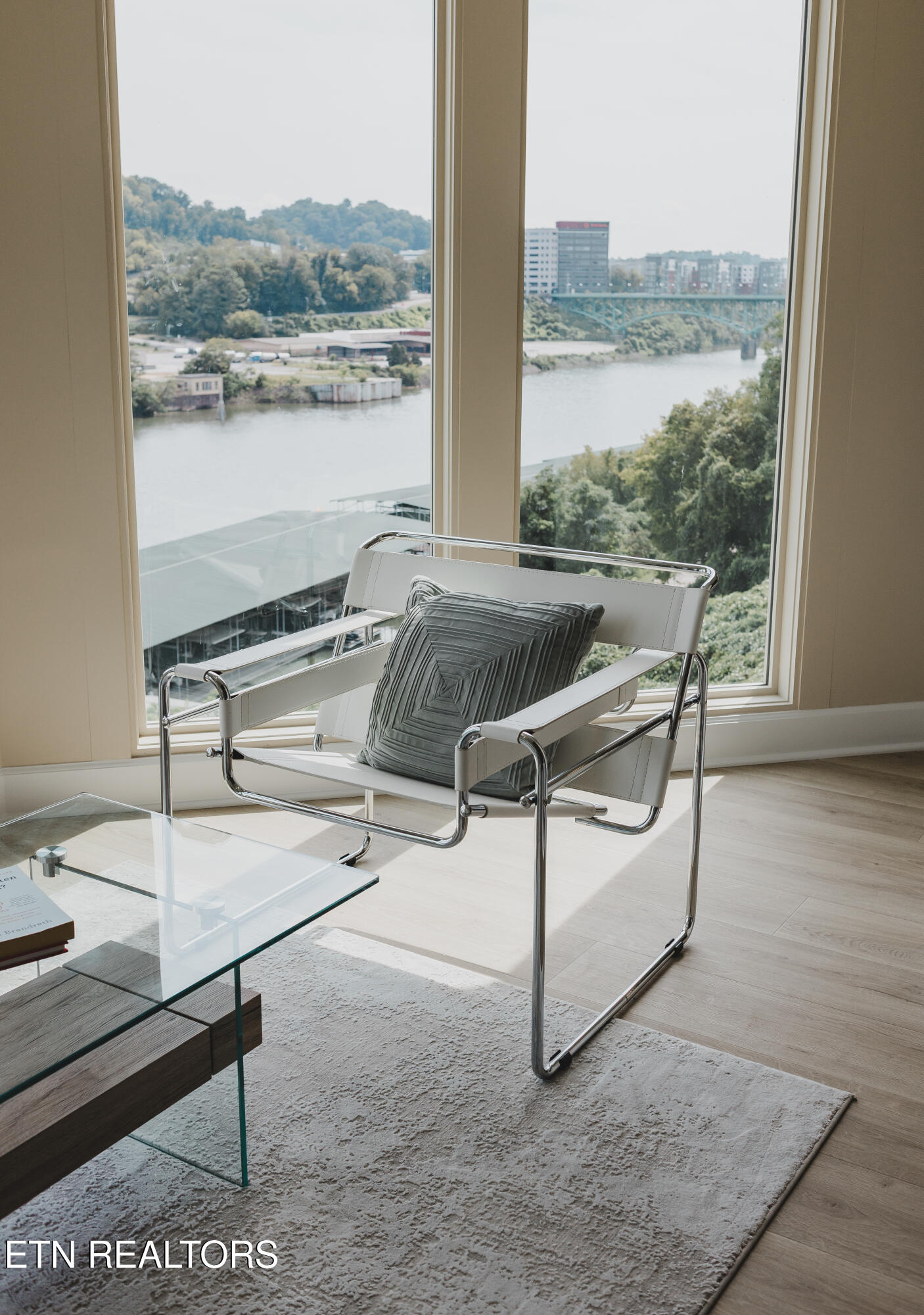 554 Riverfront Way Knoxville TN 37915