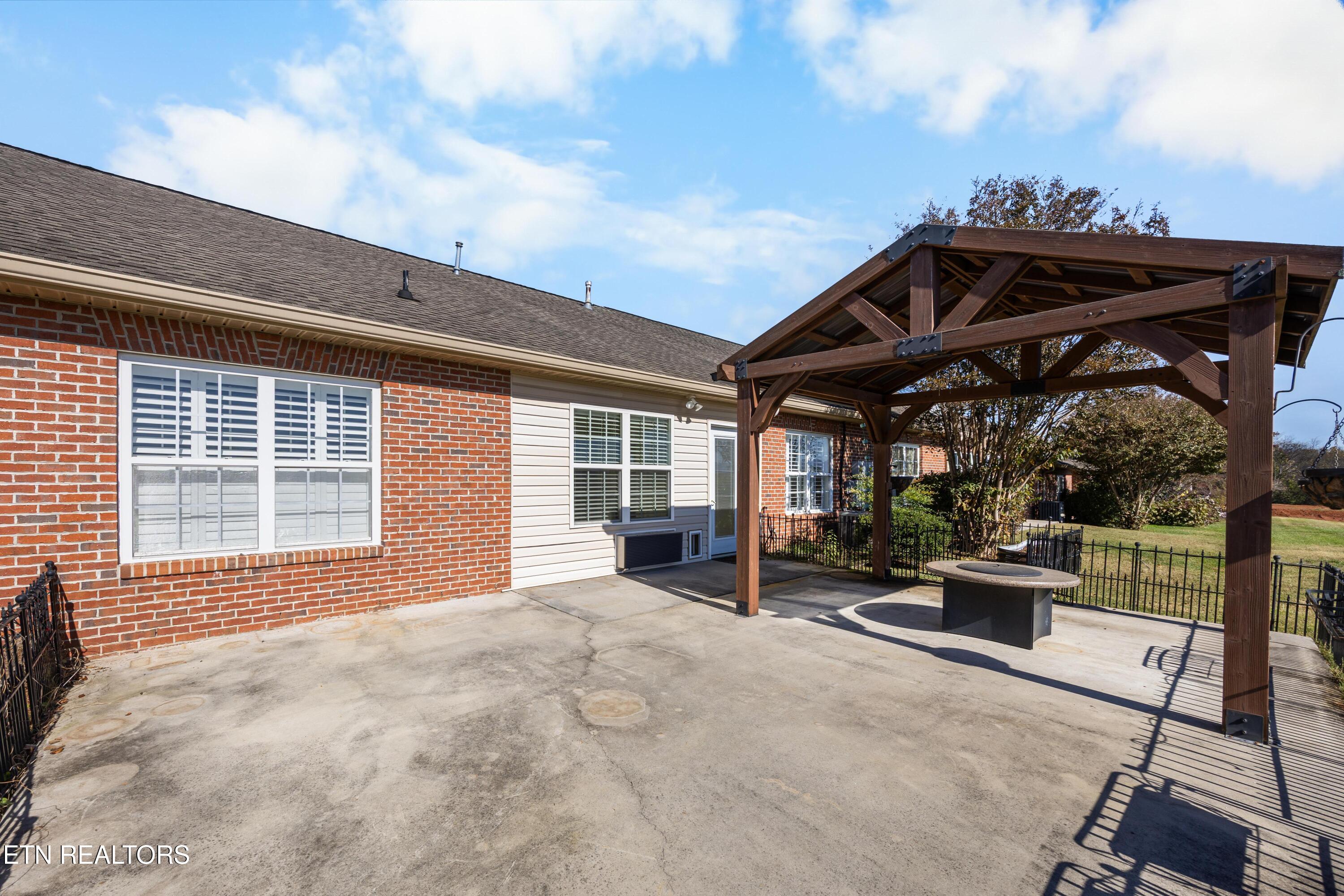 2704 Manassas Drive Maryville TN 37804