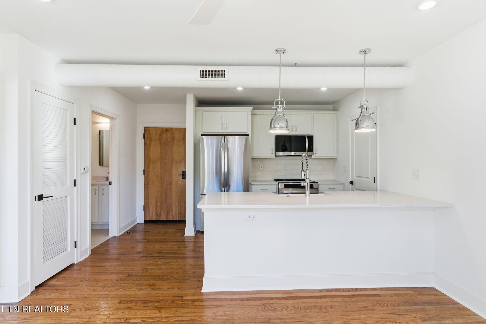 2724 E Magnolia Avenue Knoxville TN 37914