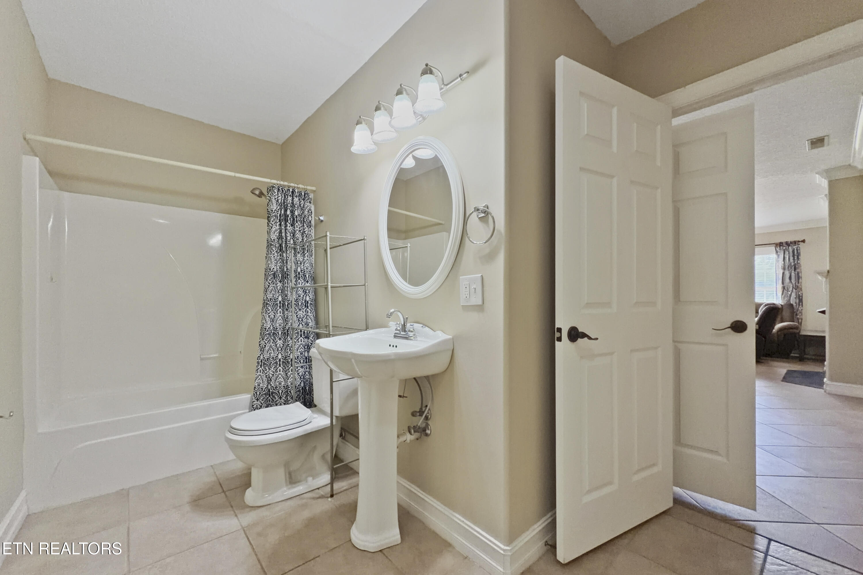 184 Victorias Landing Sevierville TN 37862