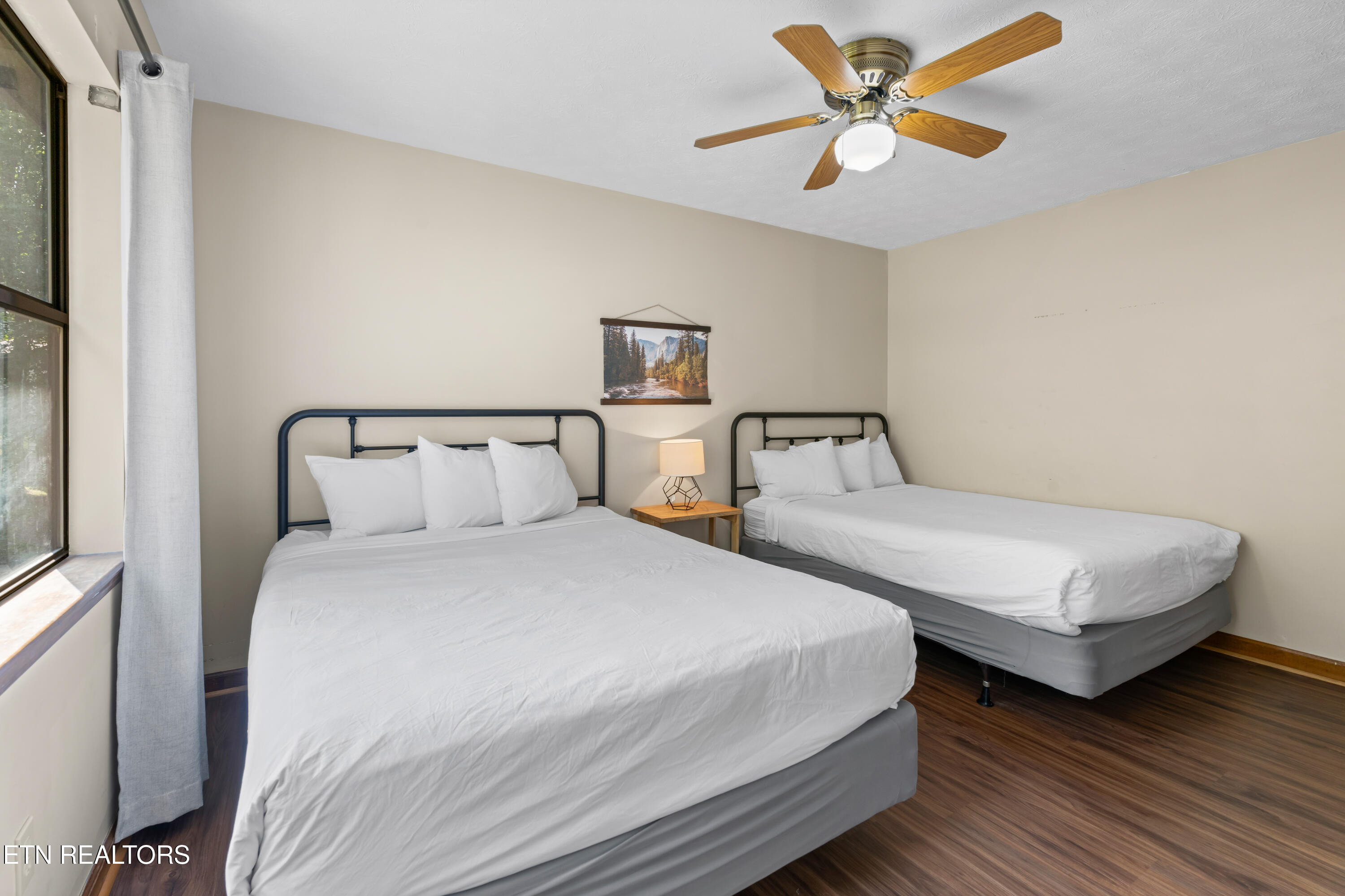 3729 Plaza Way Pigeon Forge TN 37863