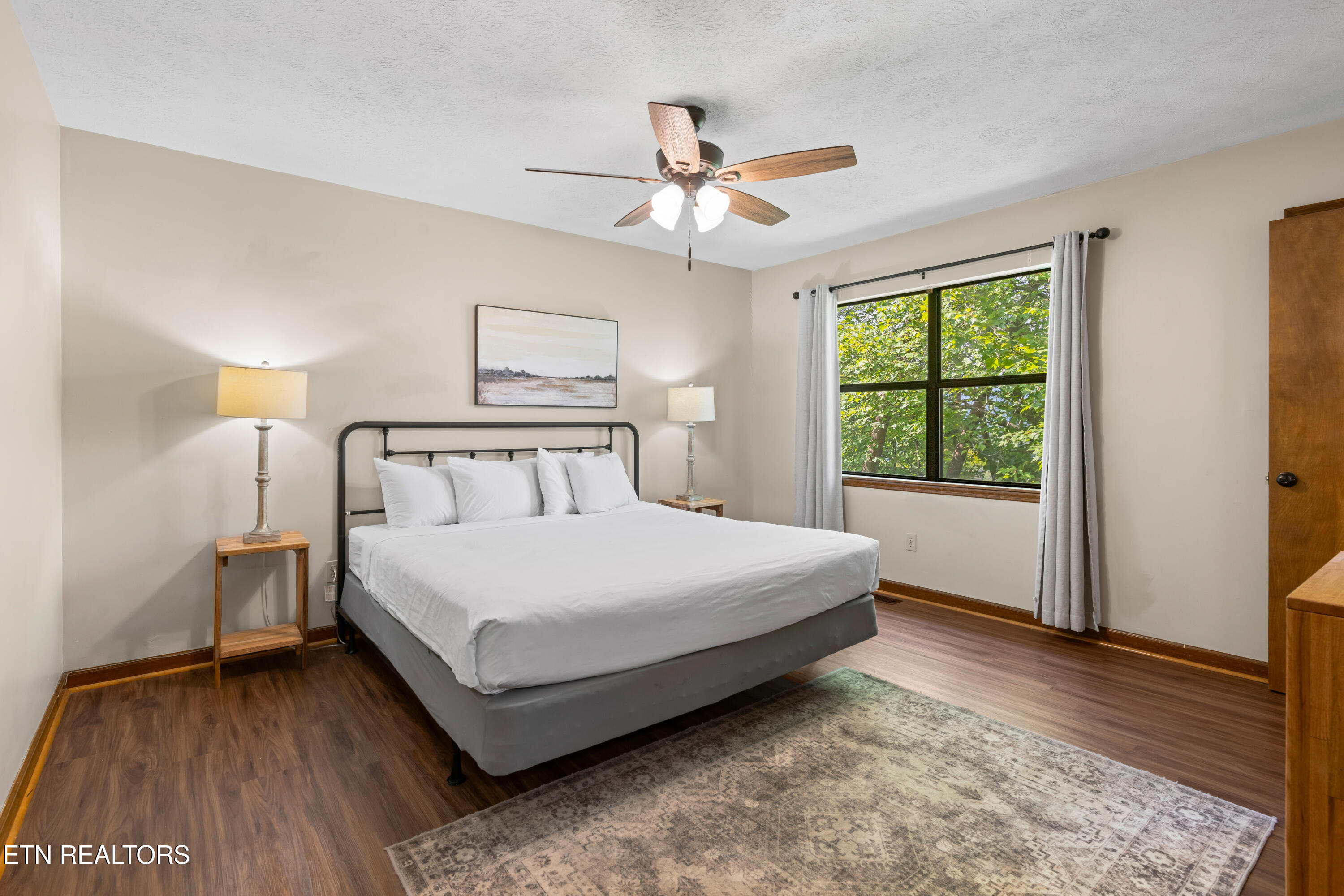 3729 Plaza Way Pigeon Forge TN 37863