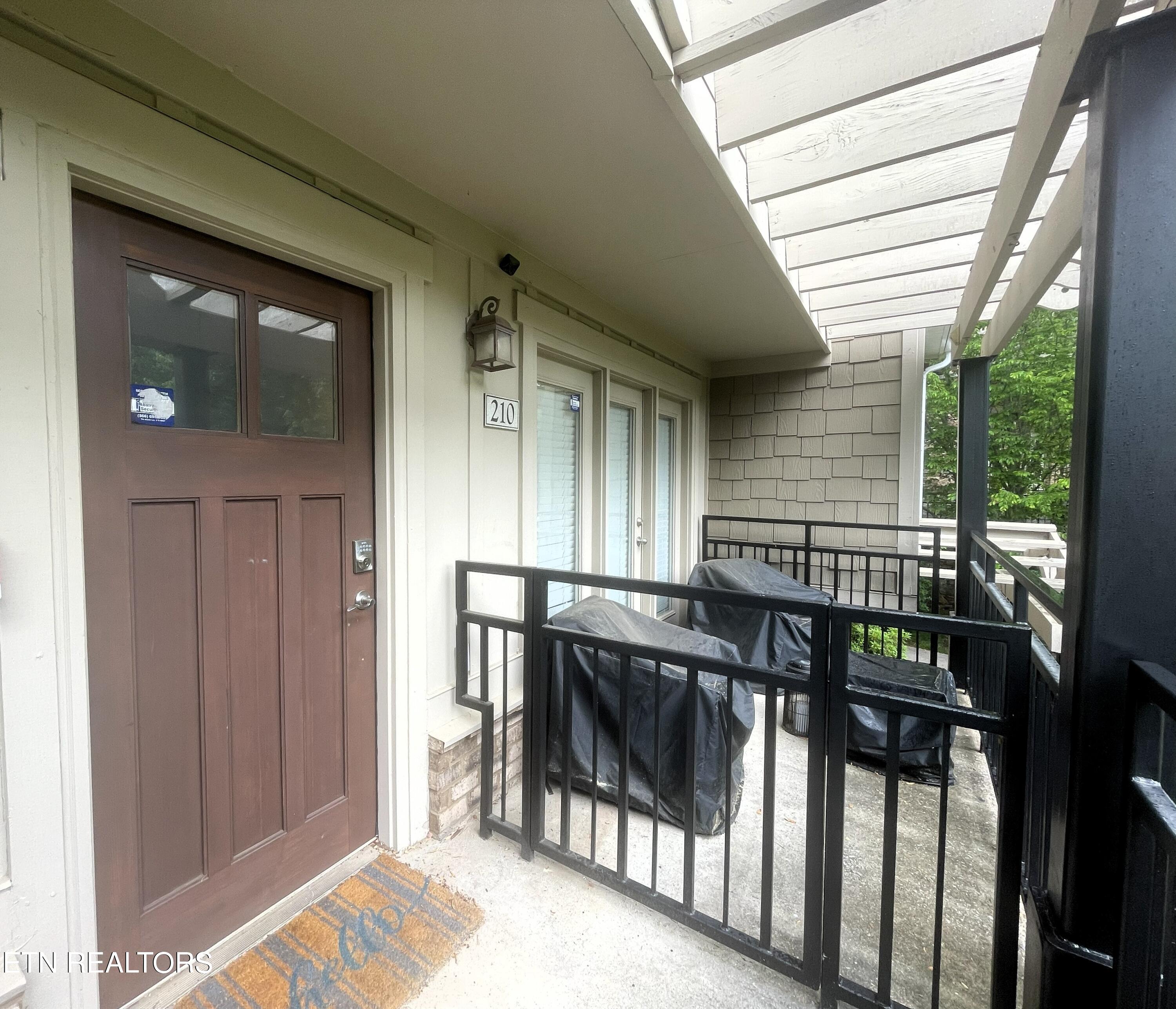 3950 Cherokee Woods Way Knoxville TN 37920