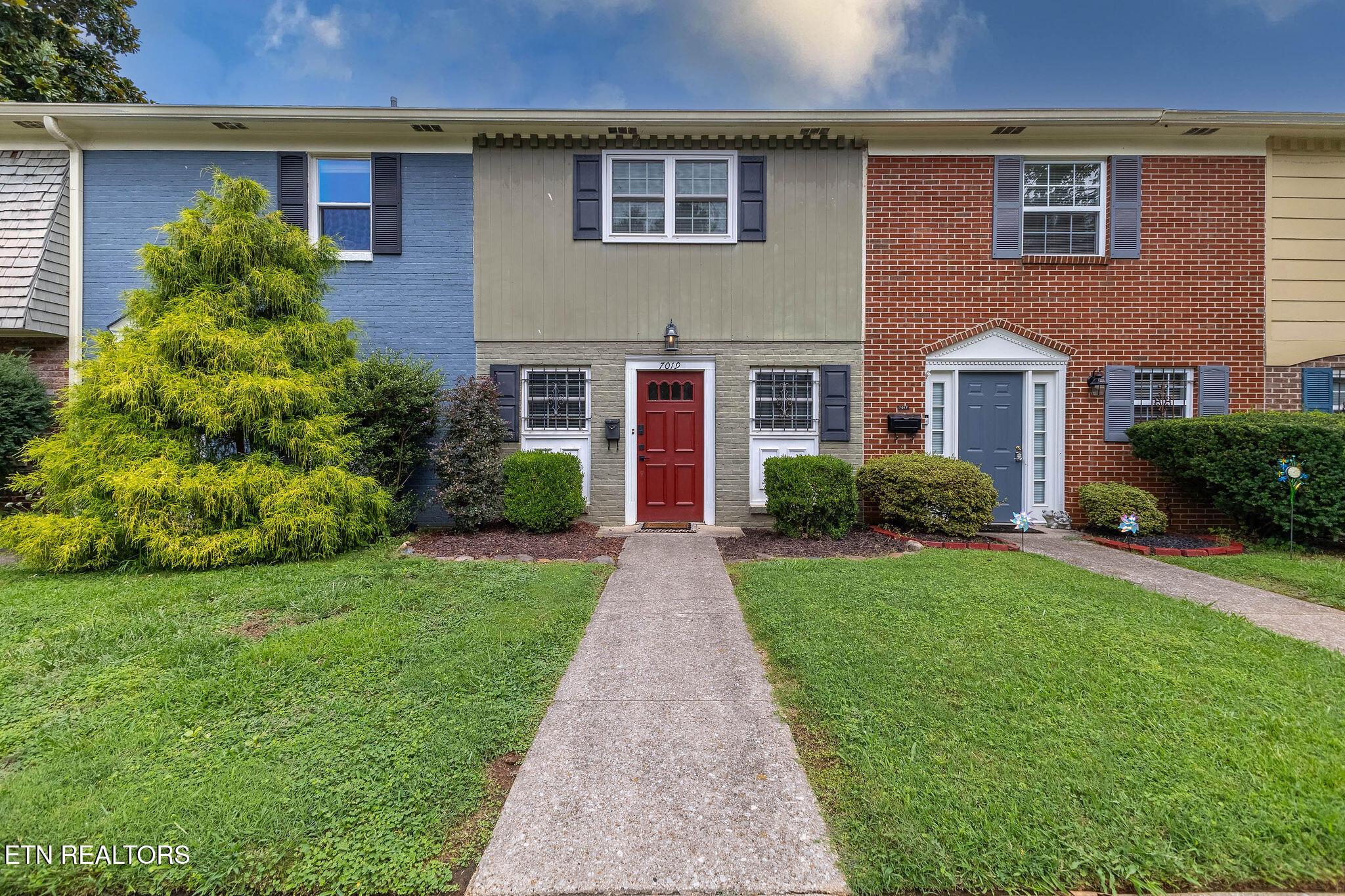 7019 Traditional Drive Knoxville TN 37909