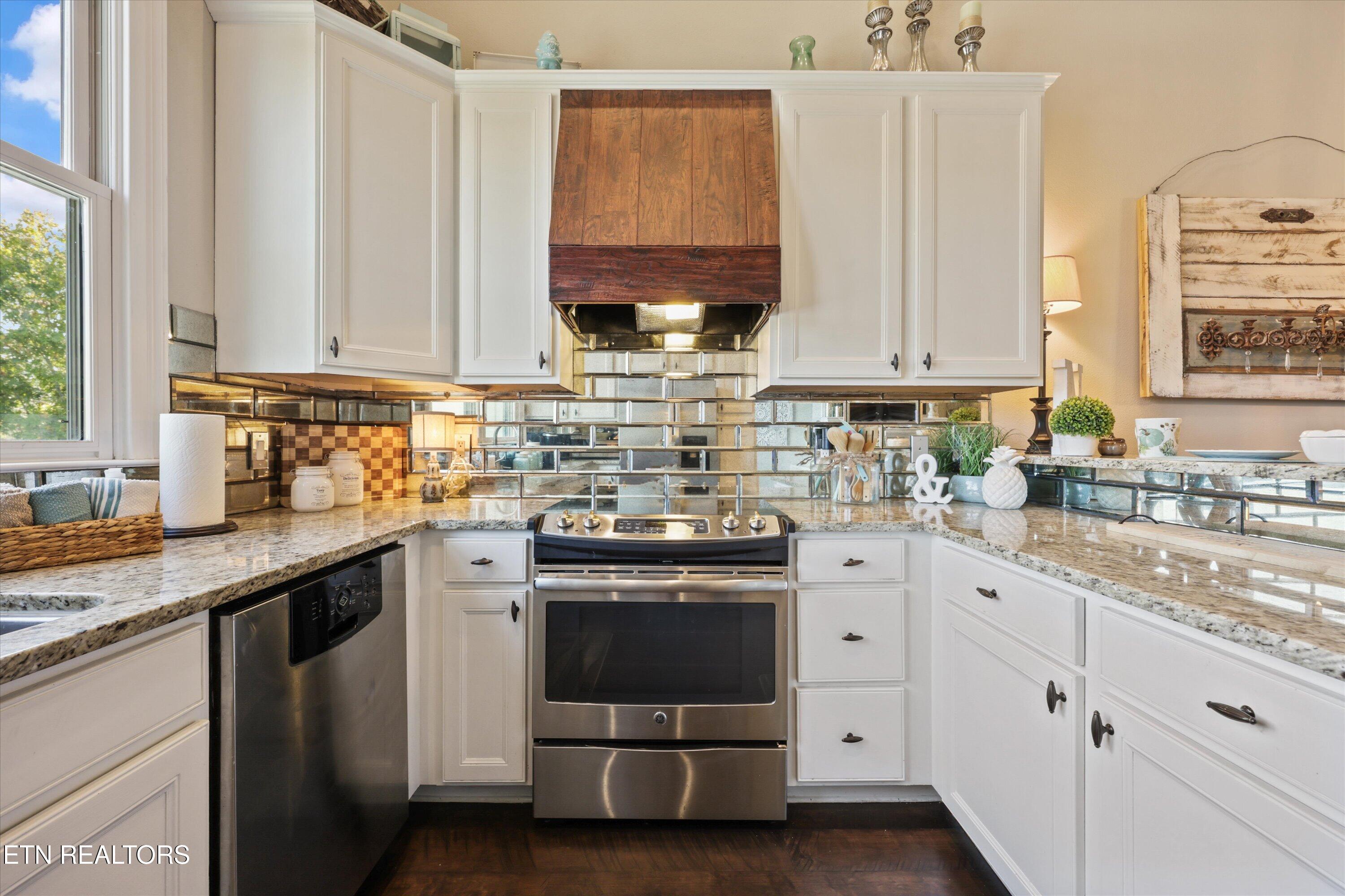 210 Waterside Circle Andersonville TN 37705