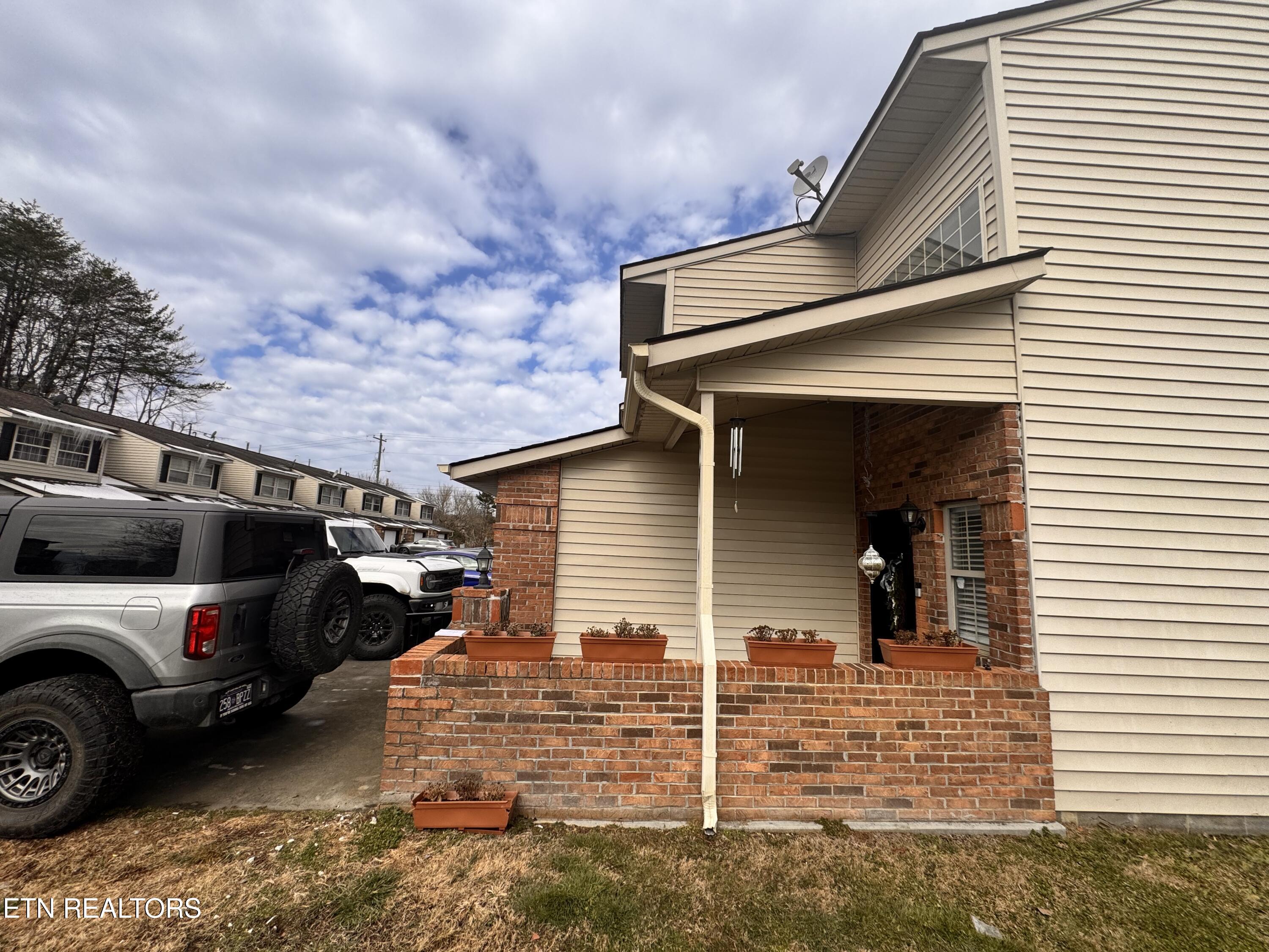 1315 Mountain Meadows Way Sevierville TN 37862
