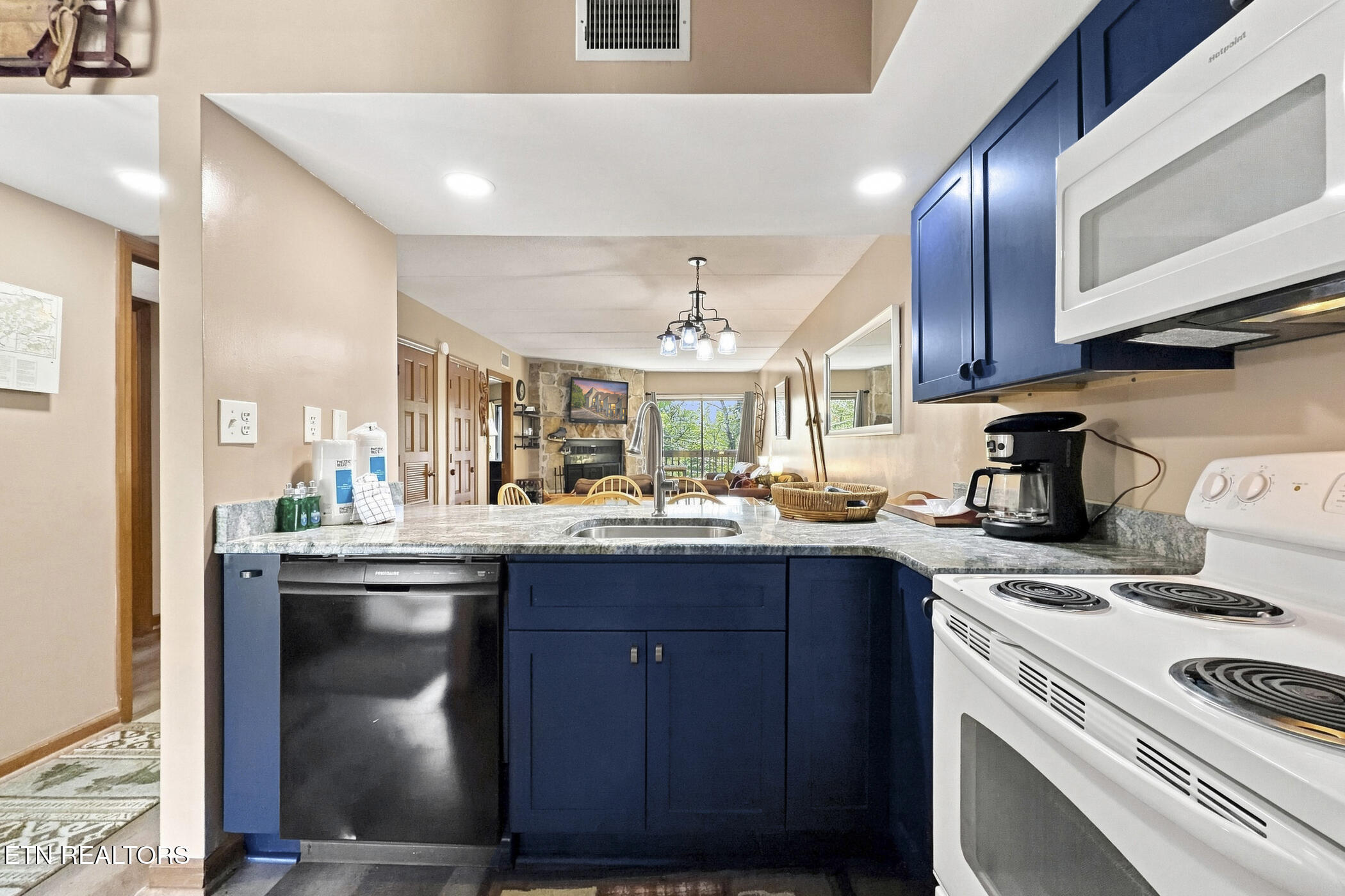 1155 Upper Alpine Way Gatlinburg TN 37738