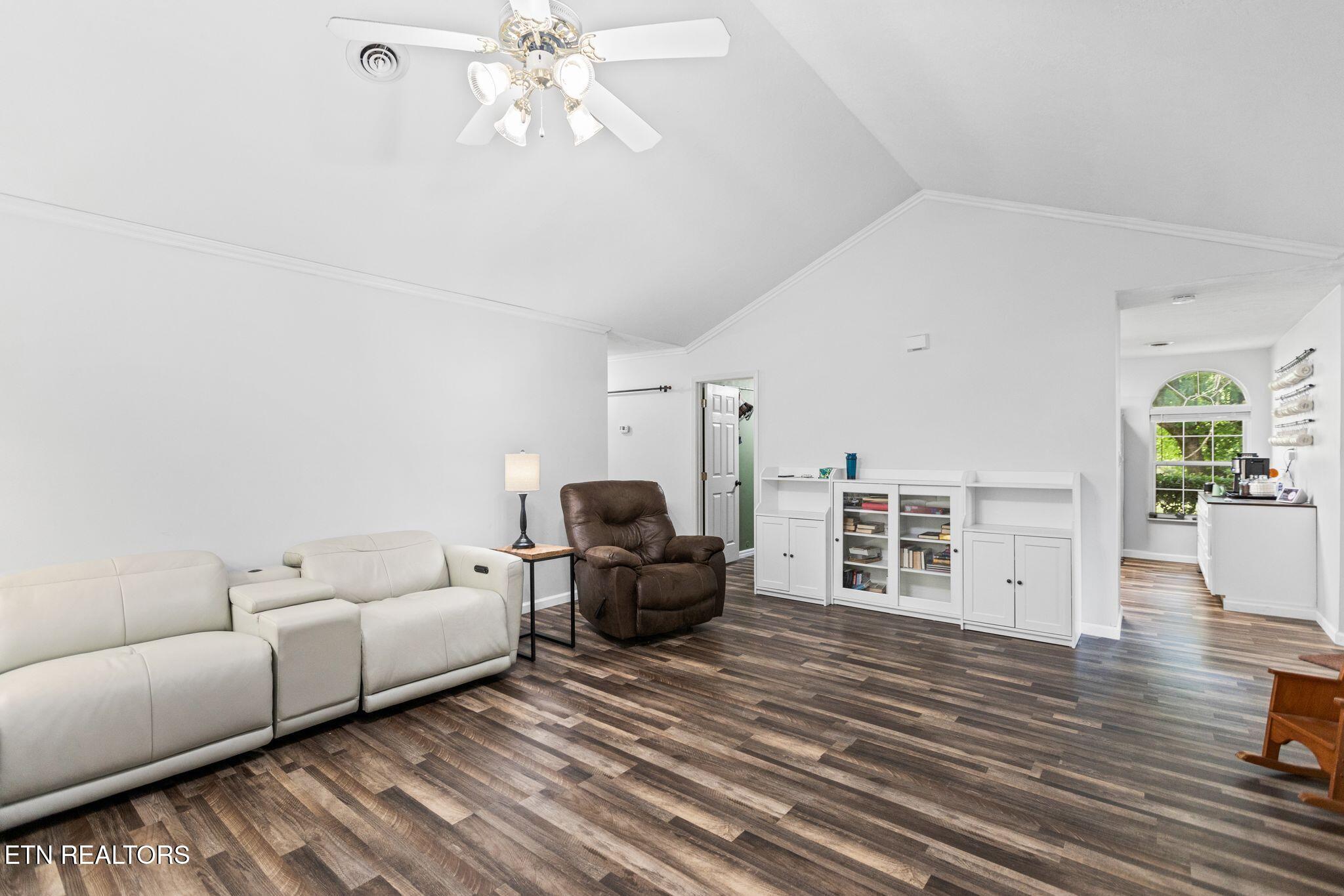4522 Shamus Way Knoxville TN 37918