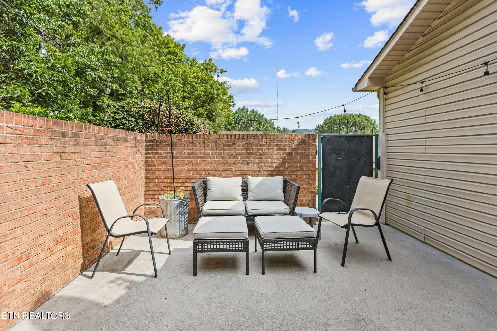 4522 Shamus Way Knoxville TN 37918