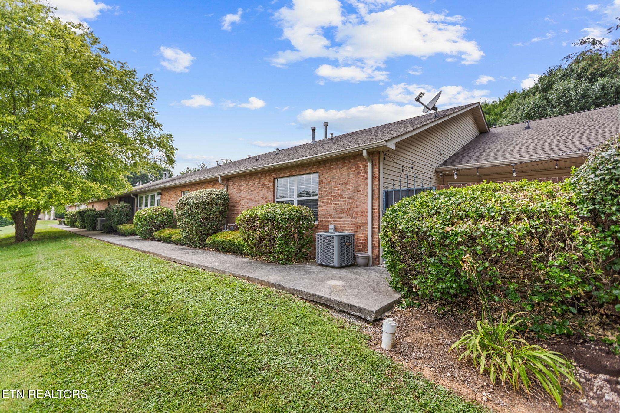 4522 Shamus Way Knoxville TN 37918