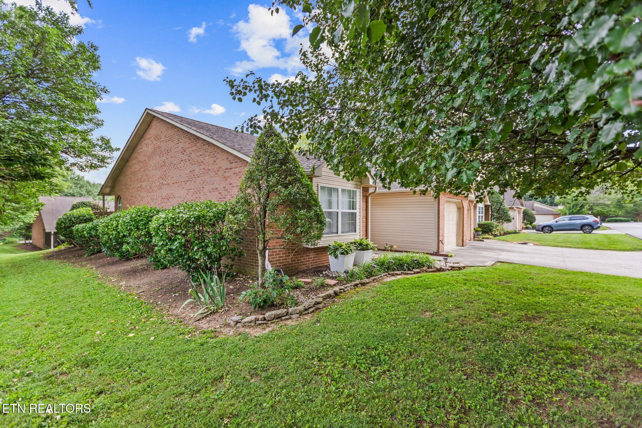 4522 Shamus Way Knoxville TN 37918