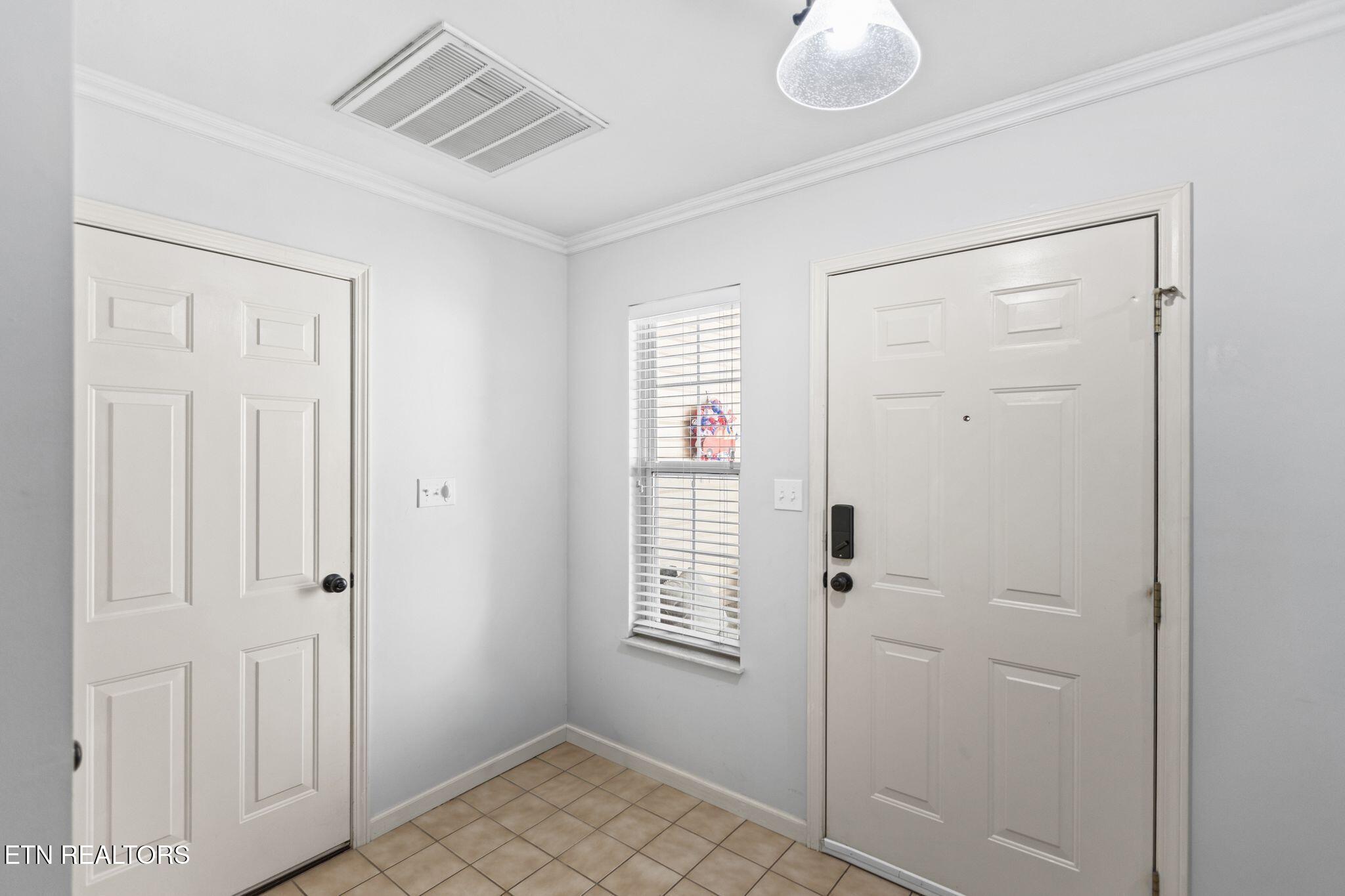 4522 Shamus Way Knoxville TN 37918