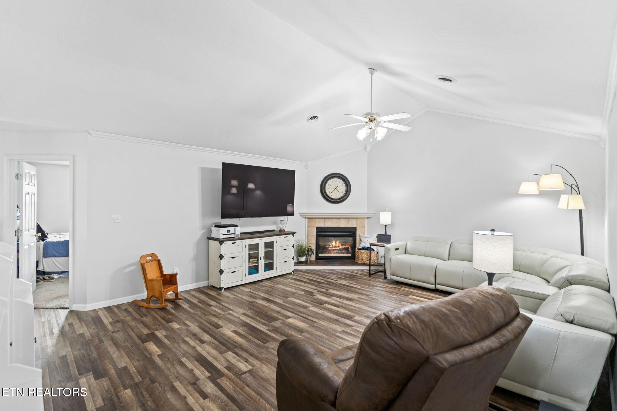 4522 Shamus Way Knoxville TN 37918