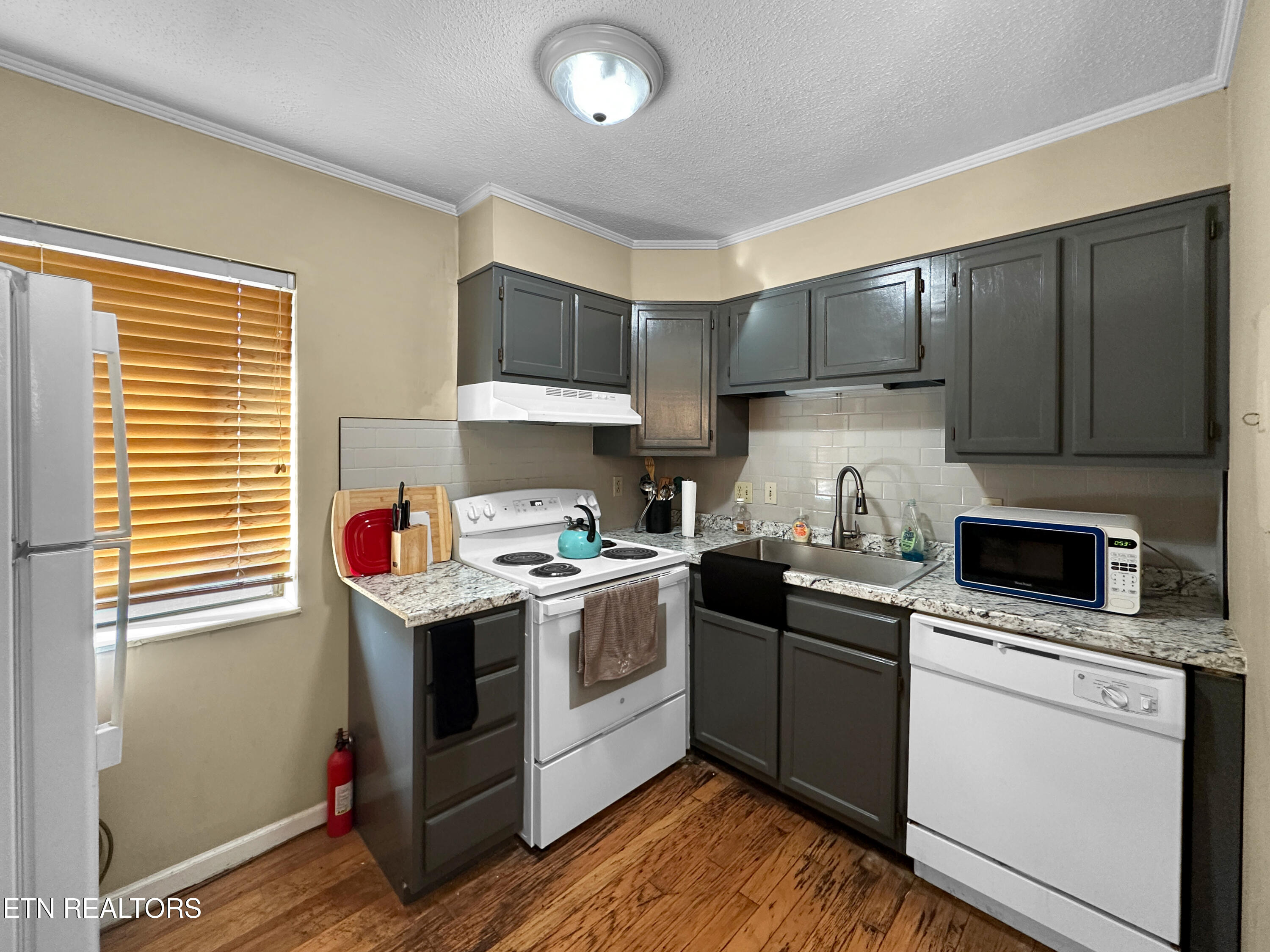 2718 Painter Avenue Knoxville TN 37919