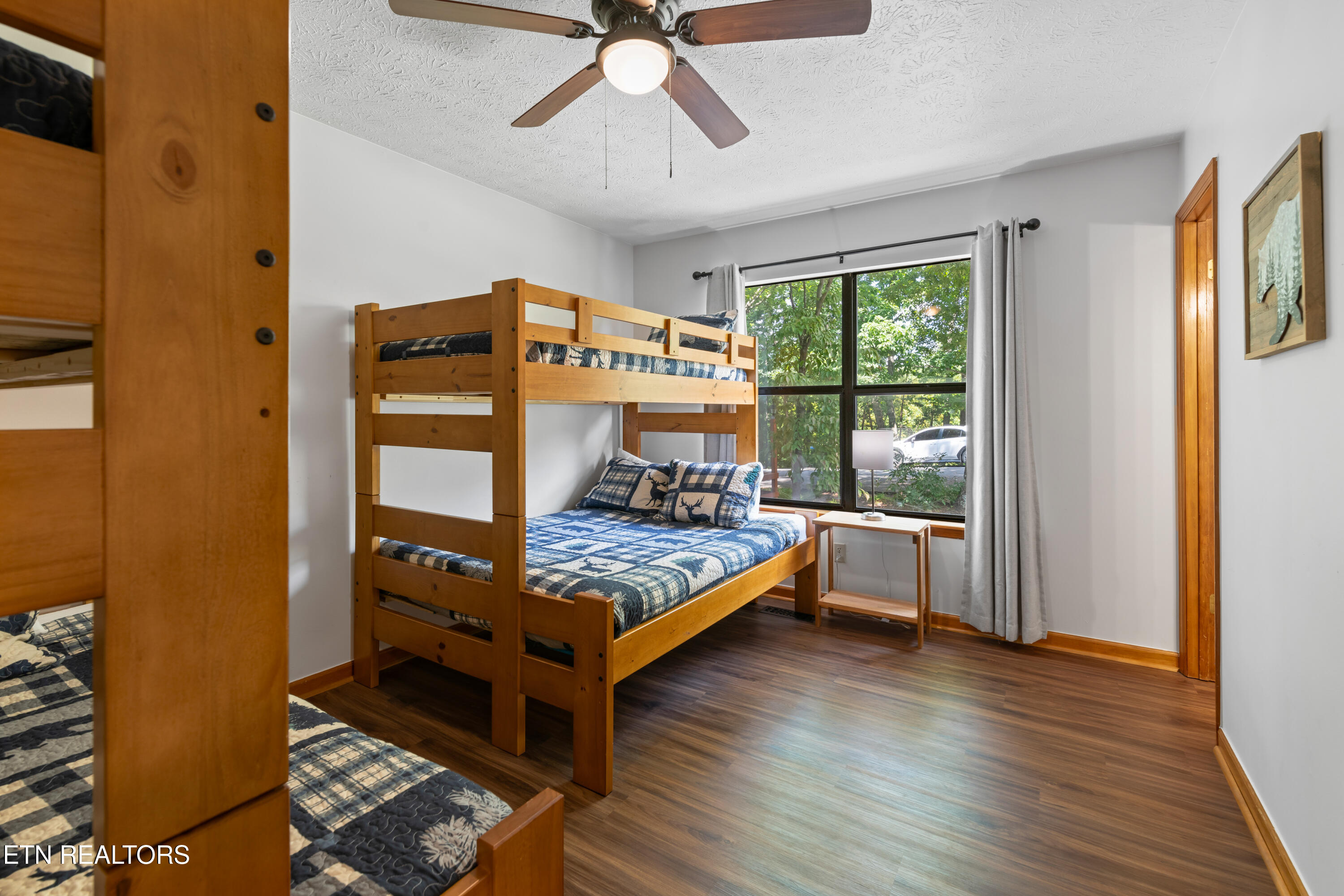 3729 Plaza Way Pigeon Forge TN 37863
