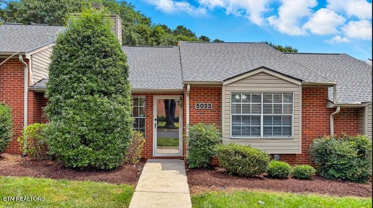 5033 Griffins Gate Lane Knoxville TN 37912