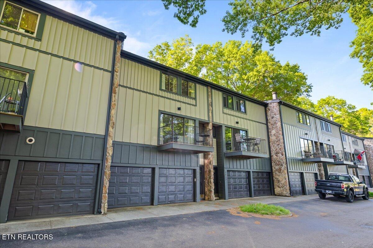 1974 Cherokee Bluff Drive Knoxville TN 37920