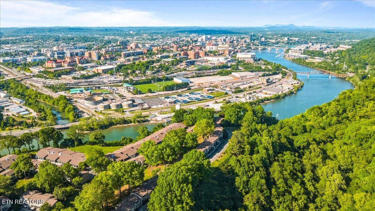 1974 Cherokee Bluff Drive Knoxville TN 37920