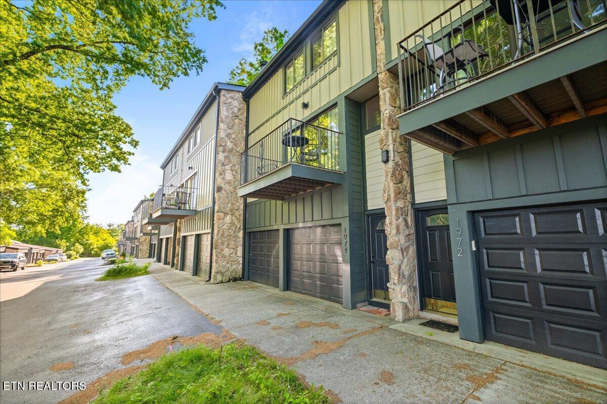 1974 Cherokee Bluff Drive Knoxville TN 37920
