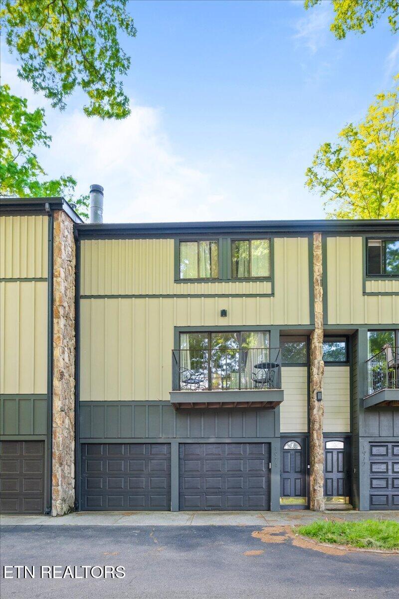 1974 Cherokee Bluff Drive Knoxville TN 37920