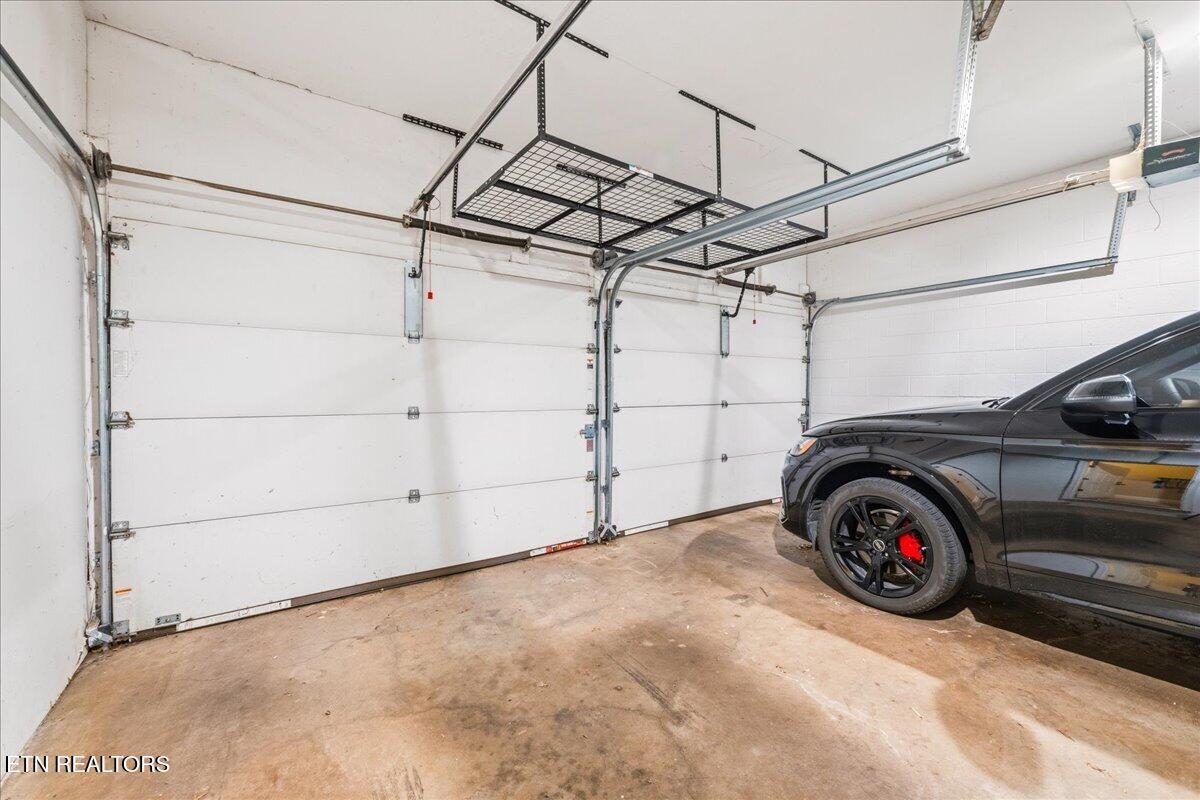1974 Cherokee Bluff Drive Knoxville TN 37920