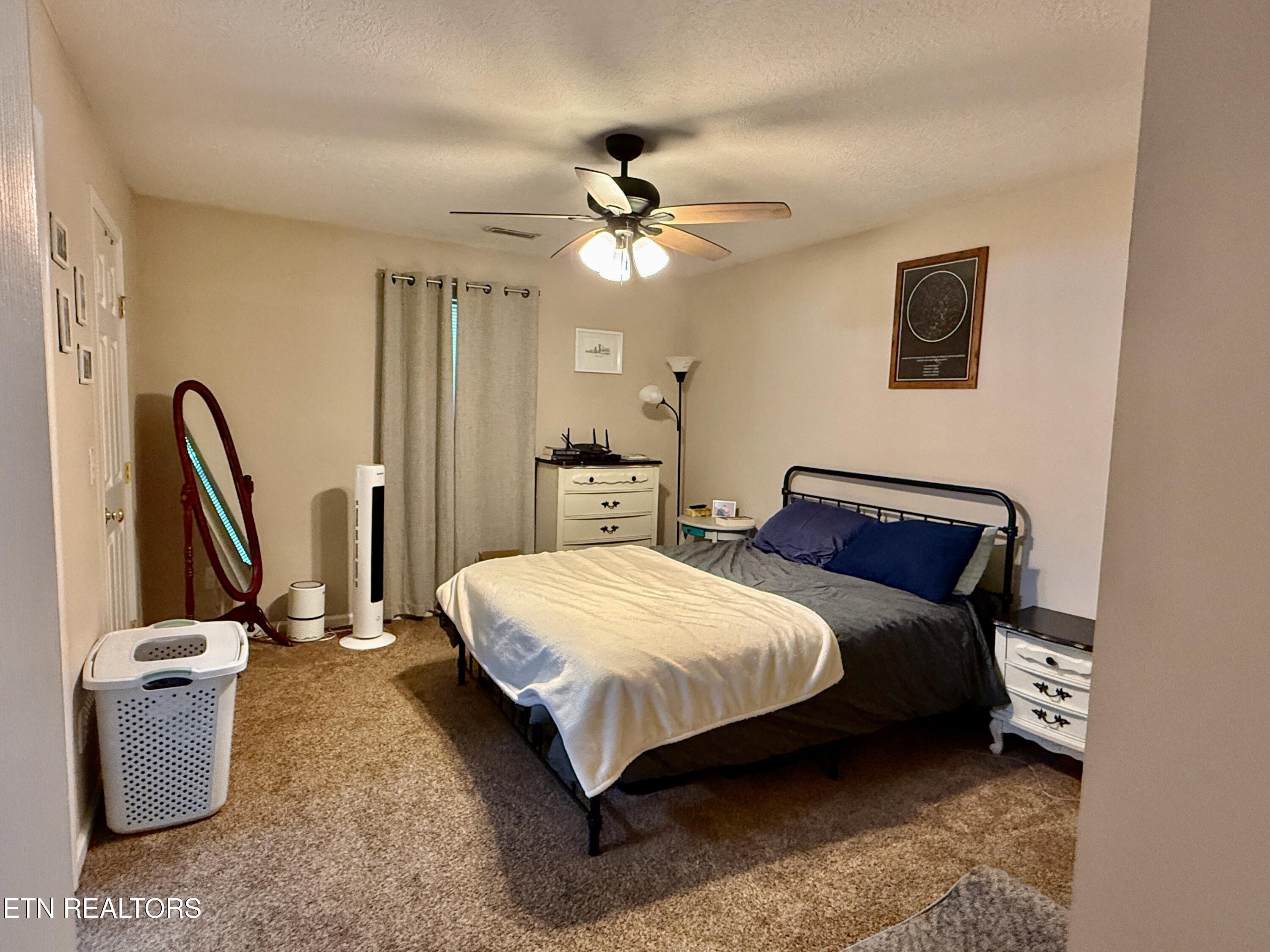 1640 Maple View Way Knoxville TN 37918