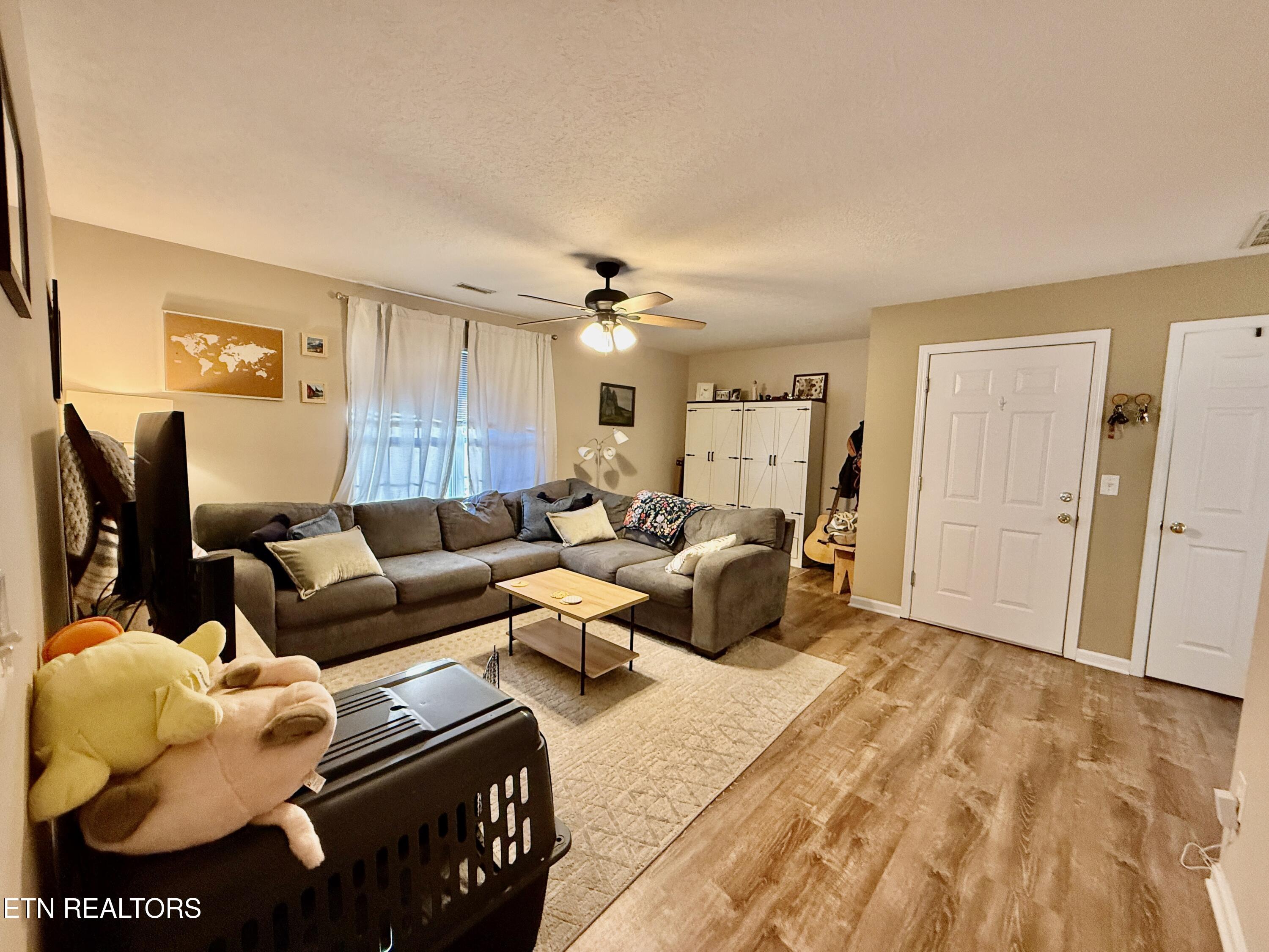 1640 Maple View Way Knoxville TN 37918