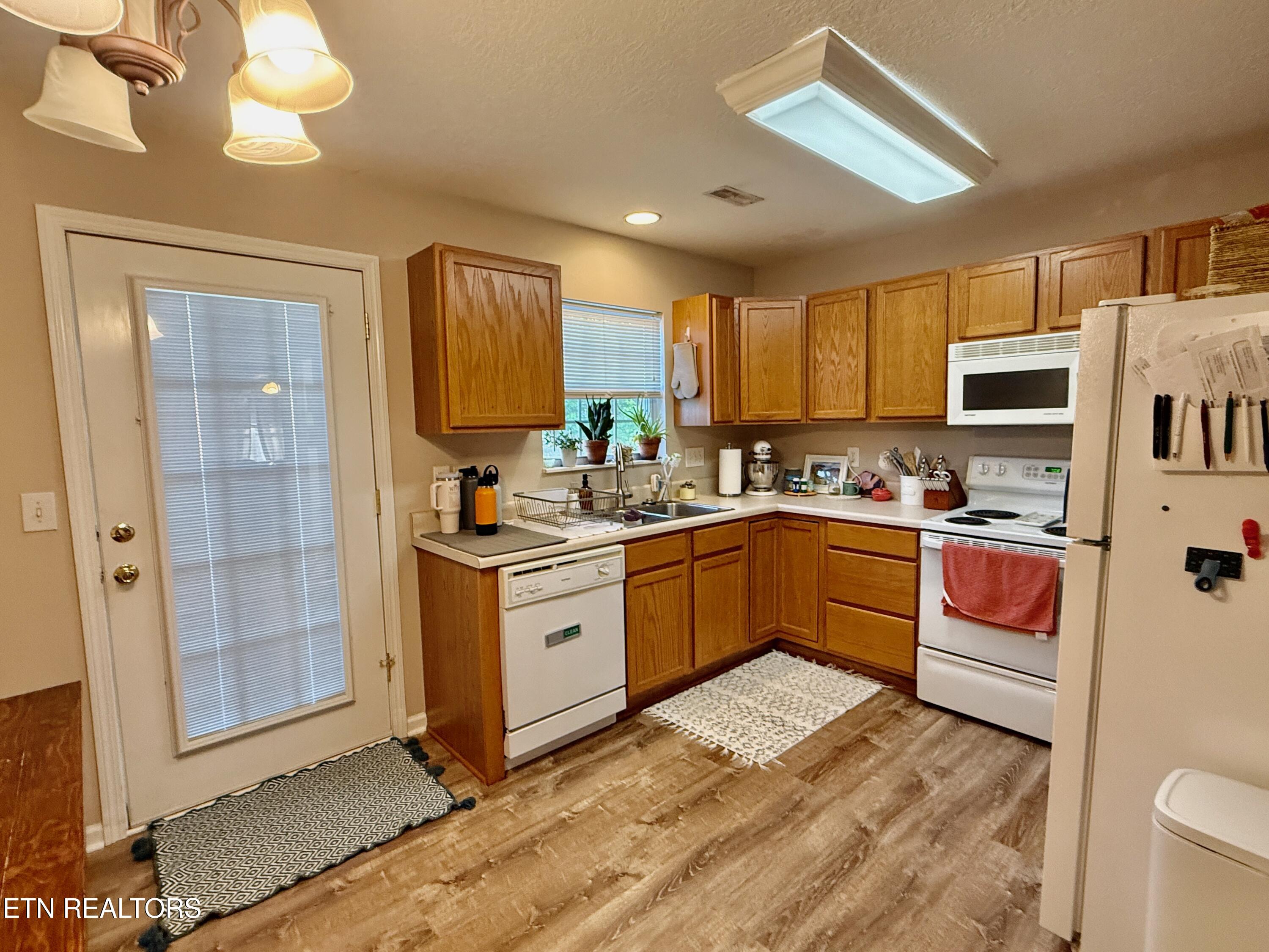 1640 Maple View Way Knoxville TN 37918