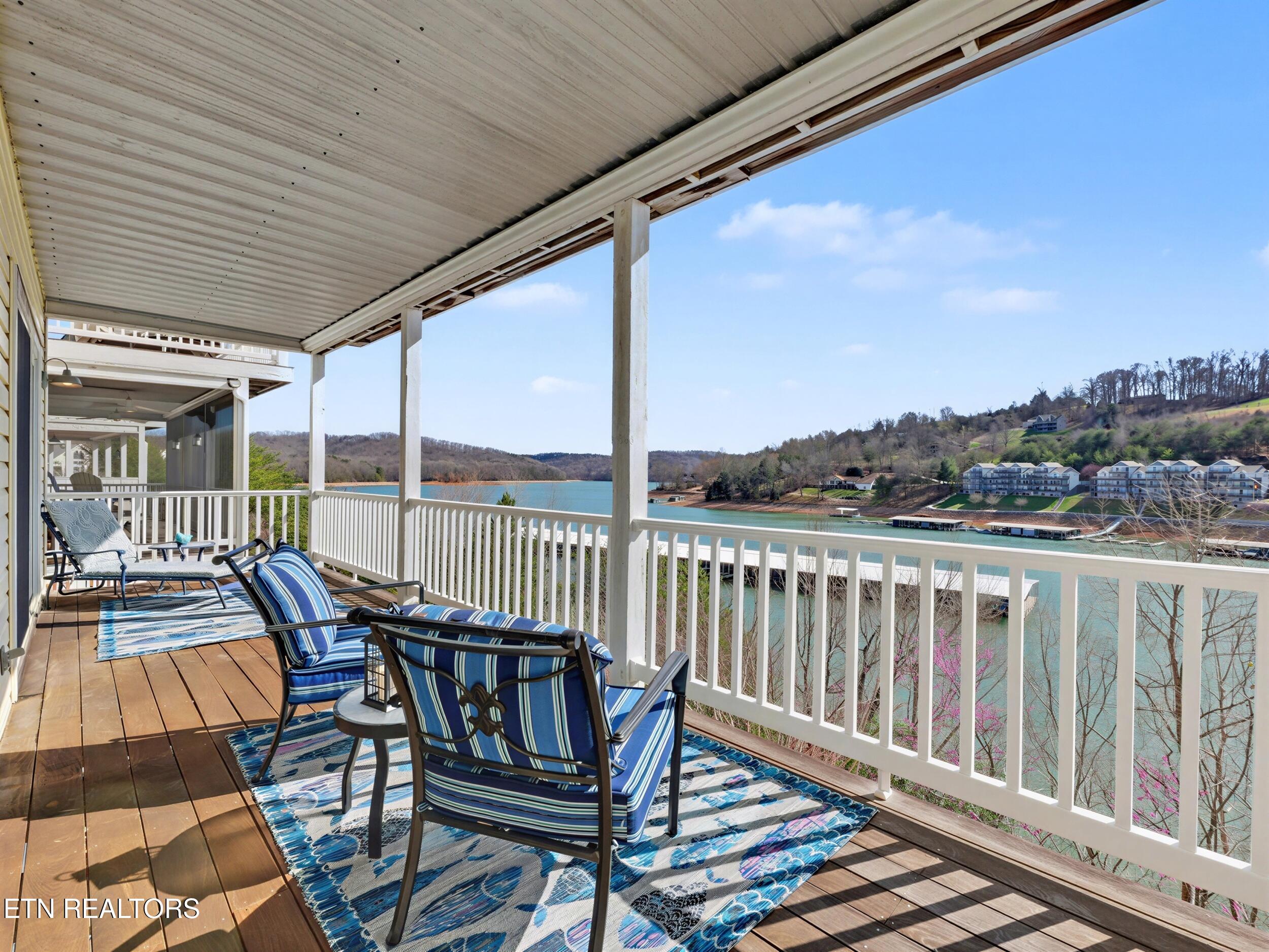 149 W Deer Village Lane Lafollette TN 37766