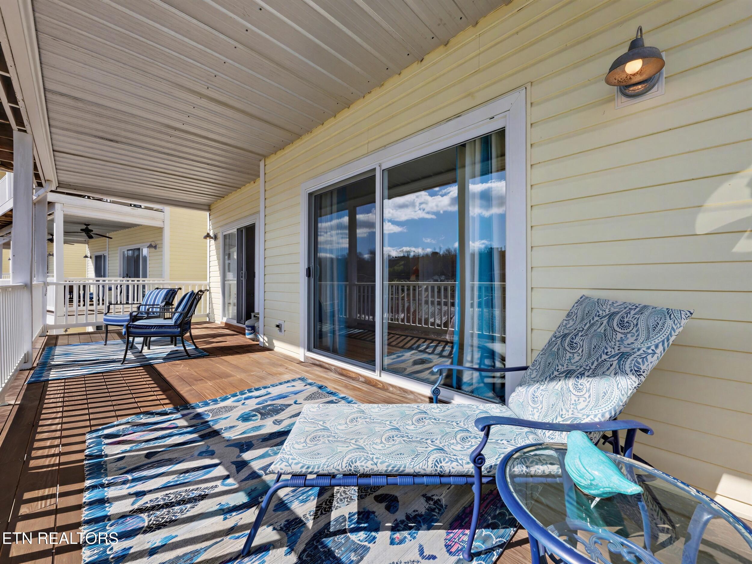 149 W Deer Village Lane Lafollette TN 37766