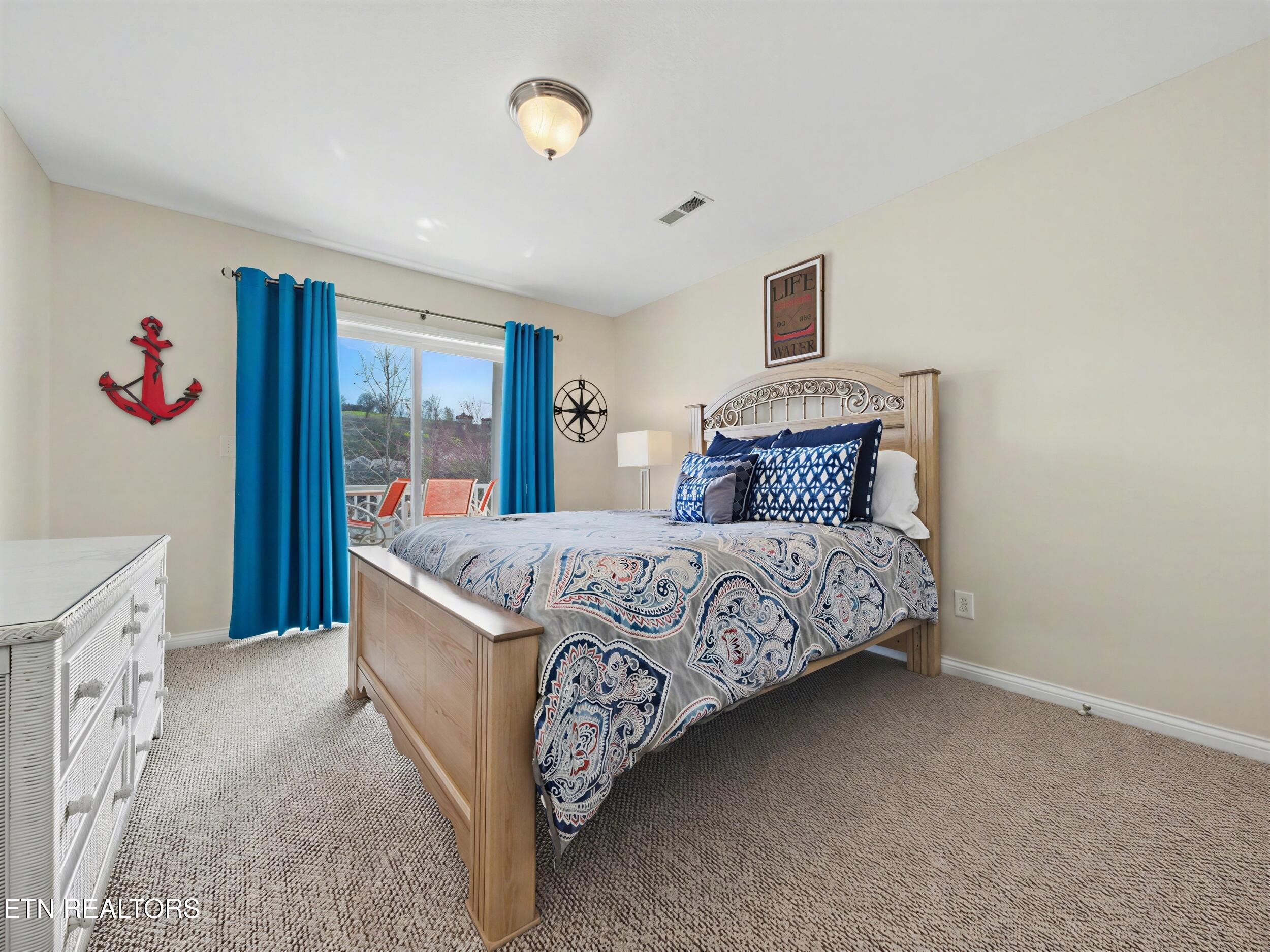 149 W Deer Village Lane Lafollette TN 37766