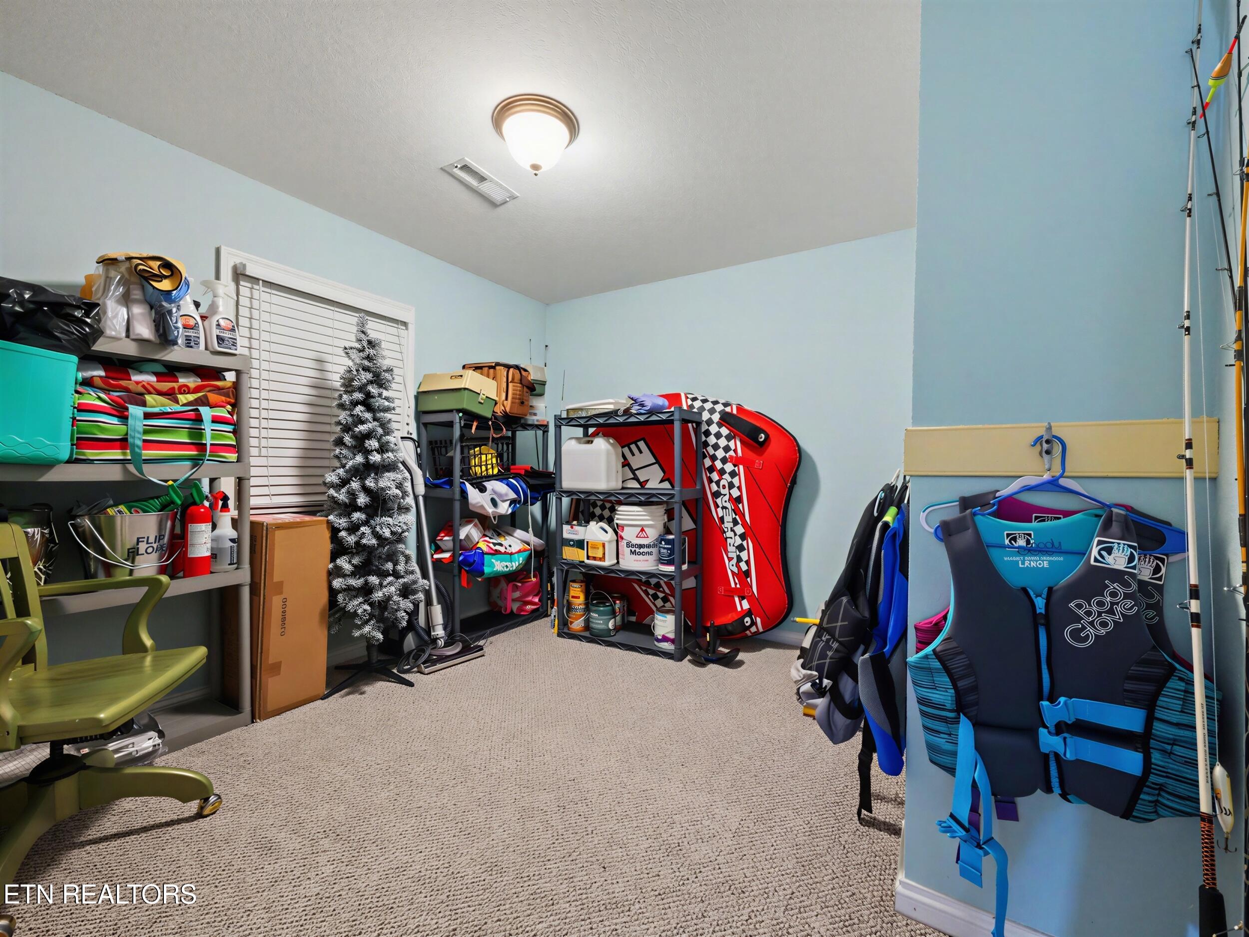 149 W Deer Village Lane Lafollette TN 37766