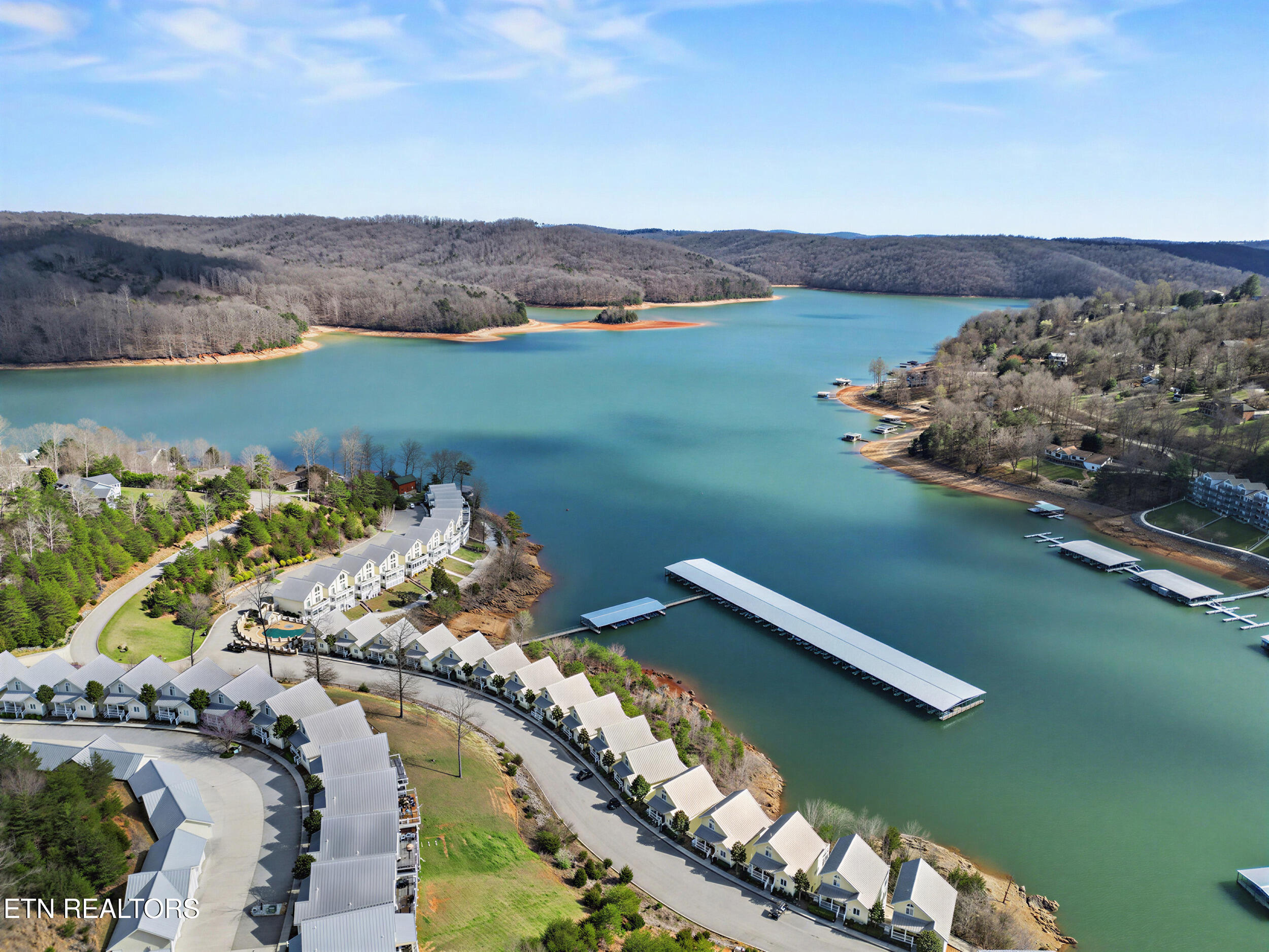 149 W Deer Village Lane Lafollette TN 37766