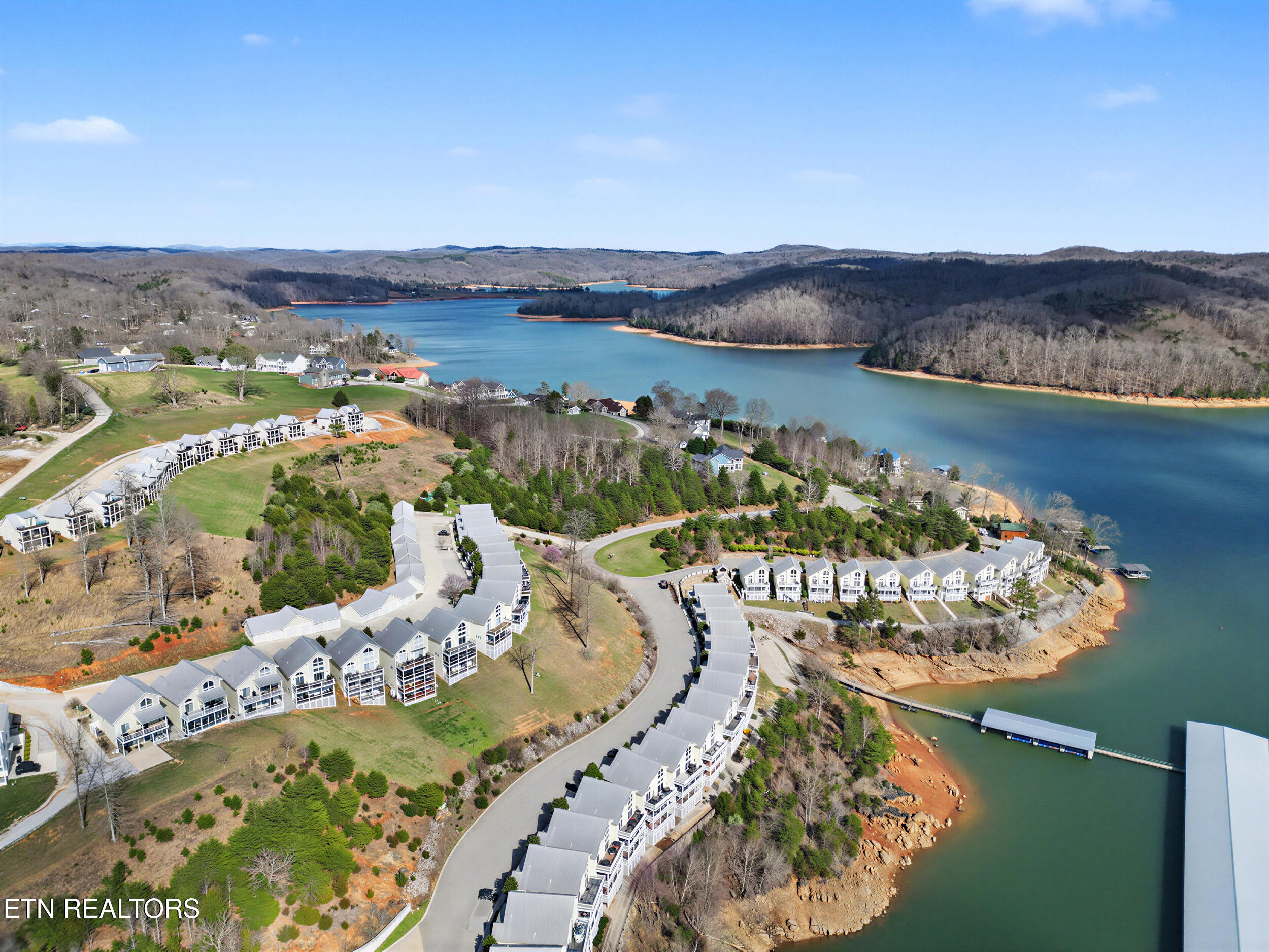 149 W Deer Village Lane Lafollette TN 37766