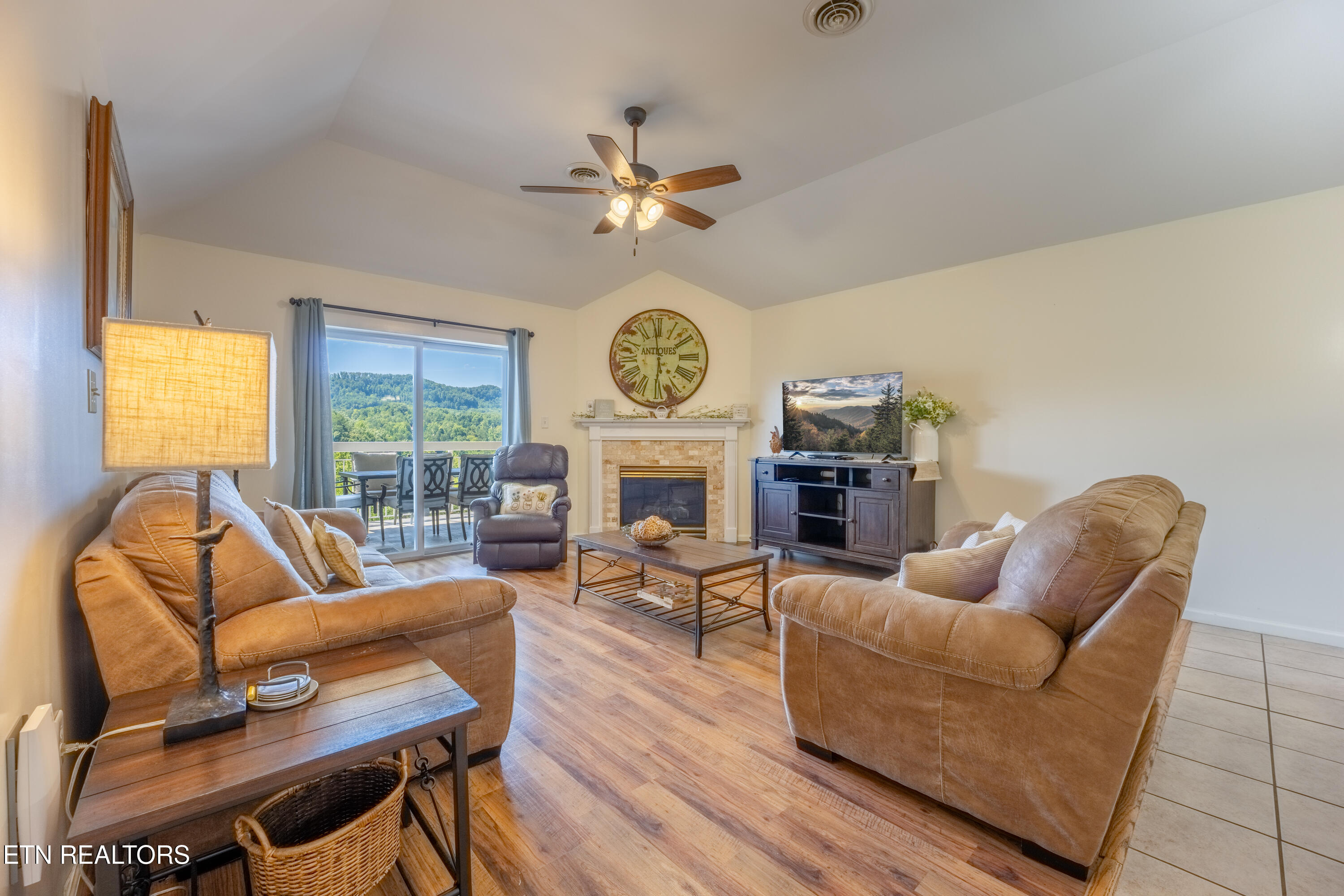 205 Ogle Drive Pigeon Forge TN 37863