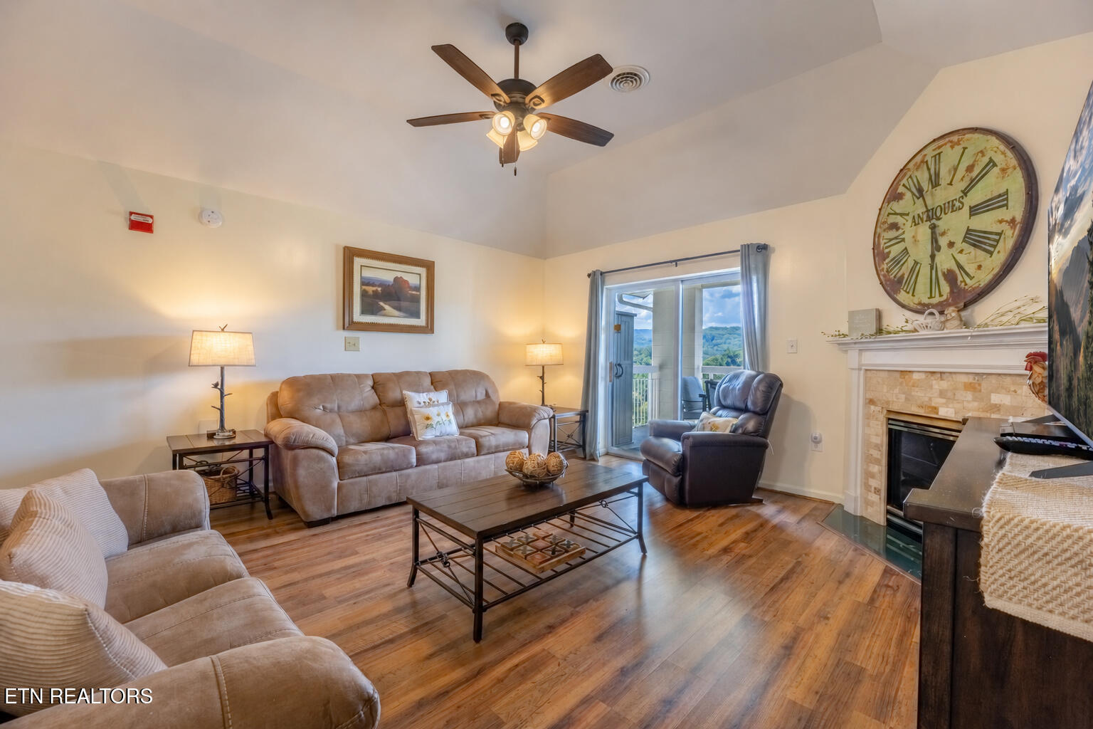 205 Ogle Drive Pigeon Forge TN 37863