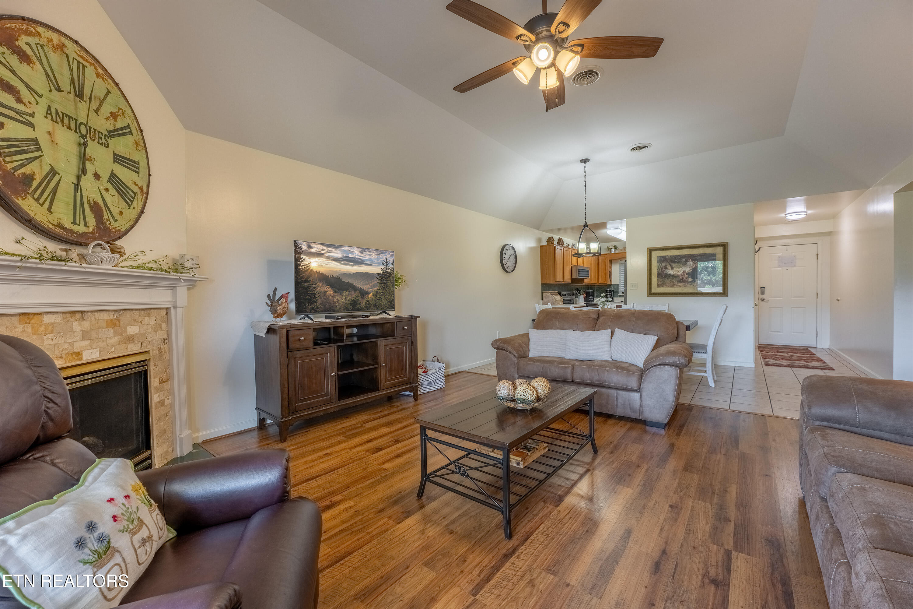 205 Ogle Drive Pigeon Forge TN 37863