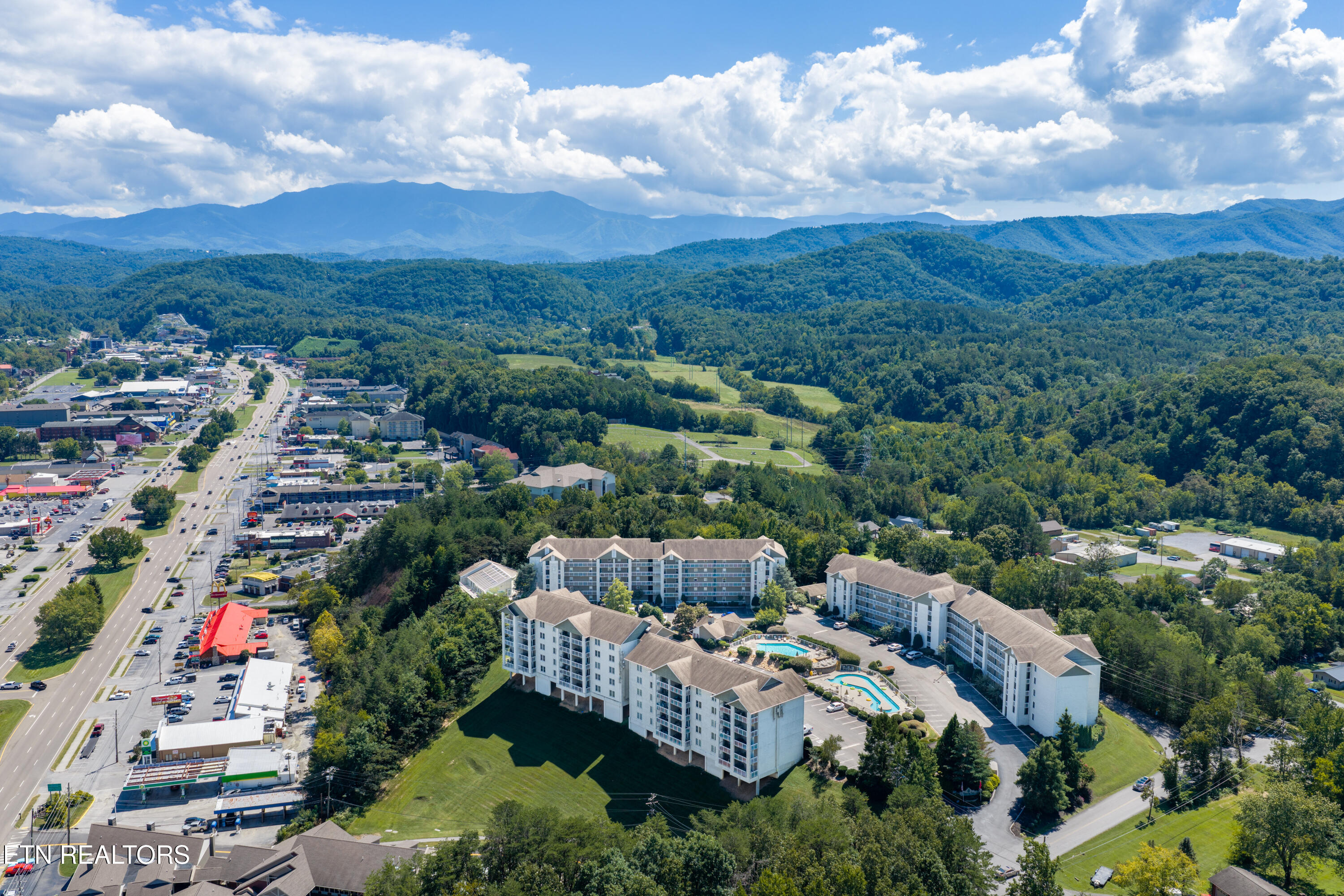205 Ogle Drive Pigeon Forge TN 37863