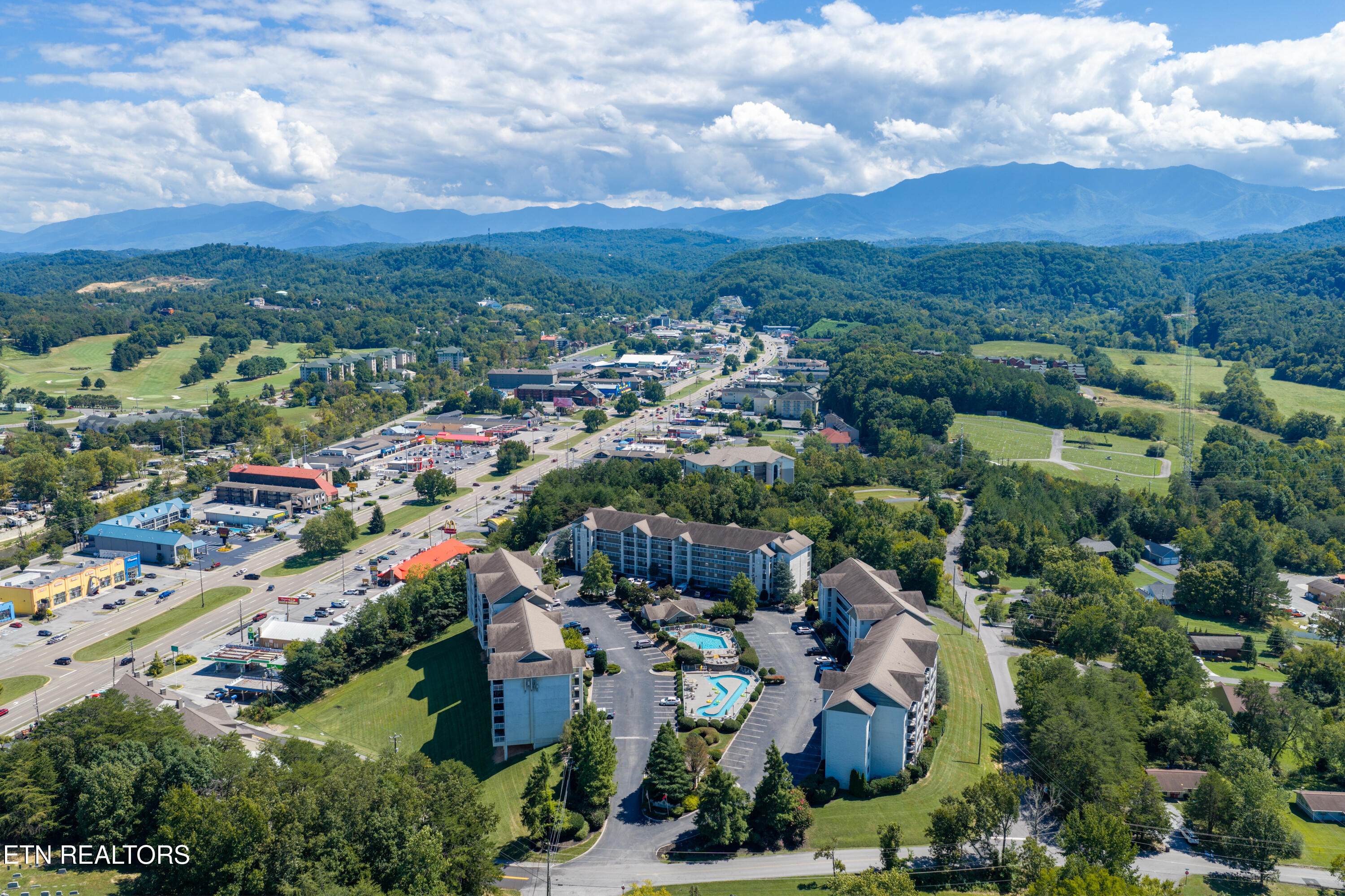 205 Ogle Drive Pigeon Forge TN 37863