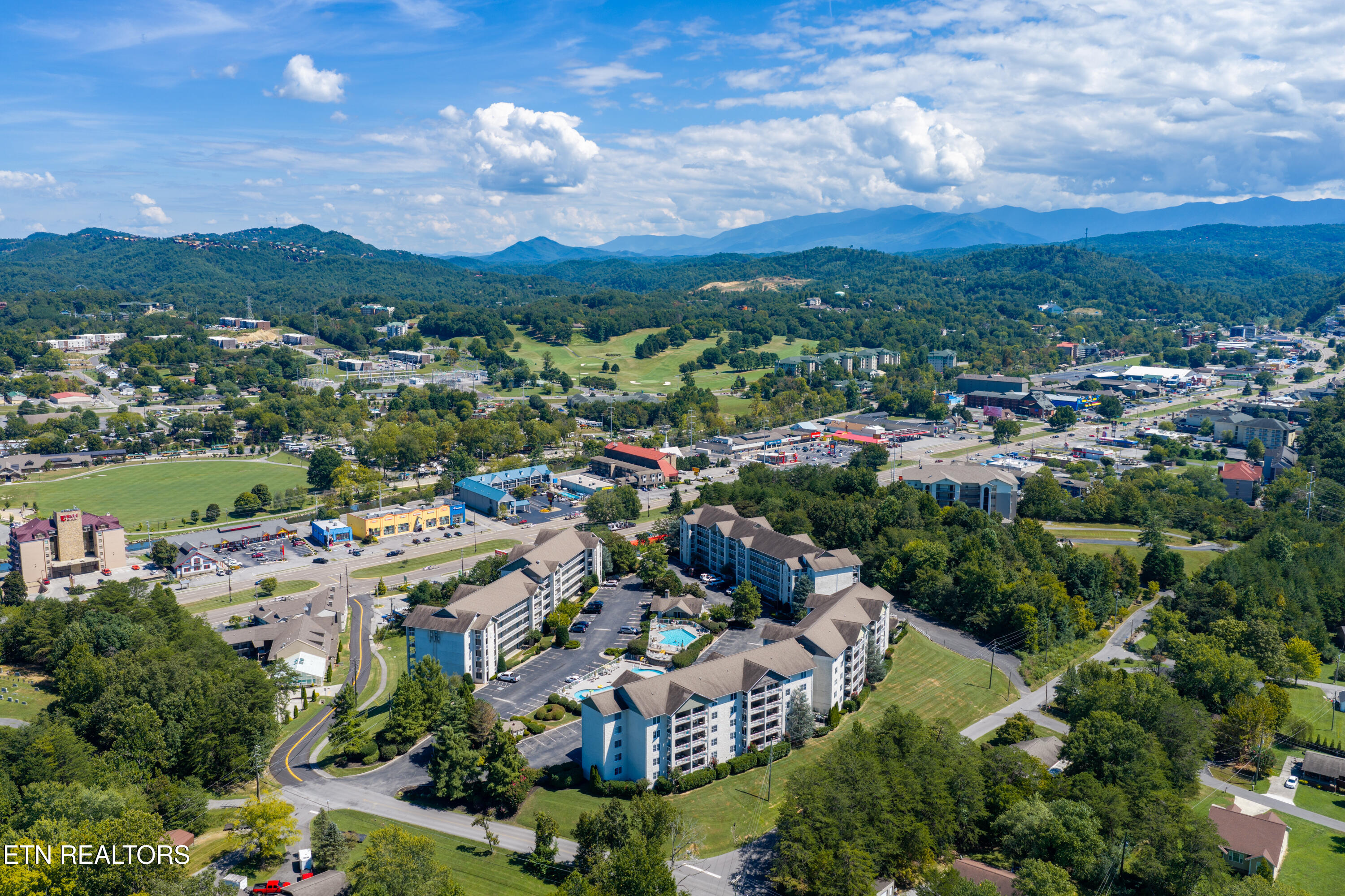 205 Ogle Drive Pigeon Forge TN 37863