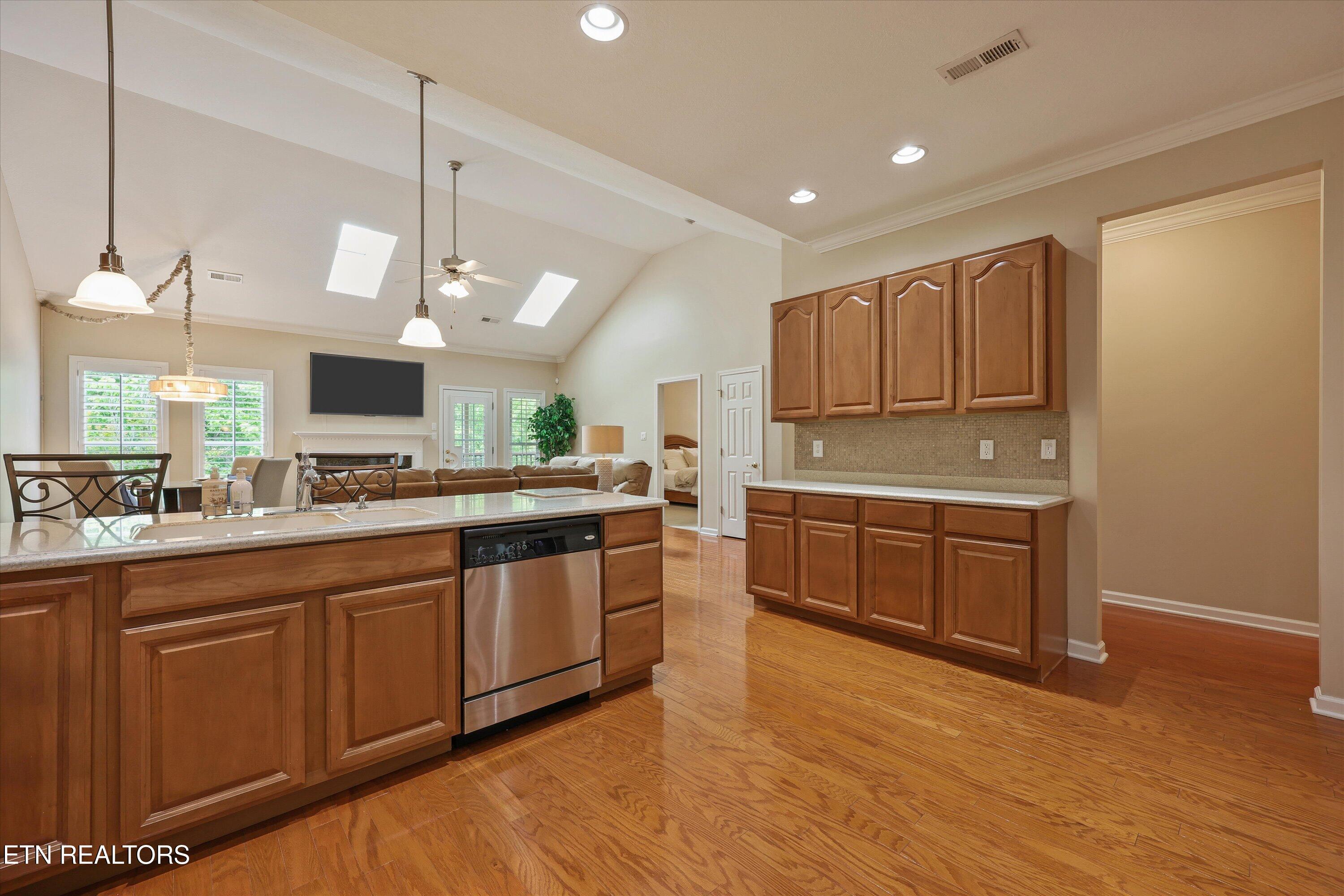 4647 Oak Meadow Way Knoxville TN 37918