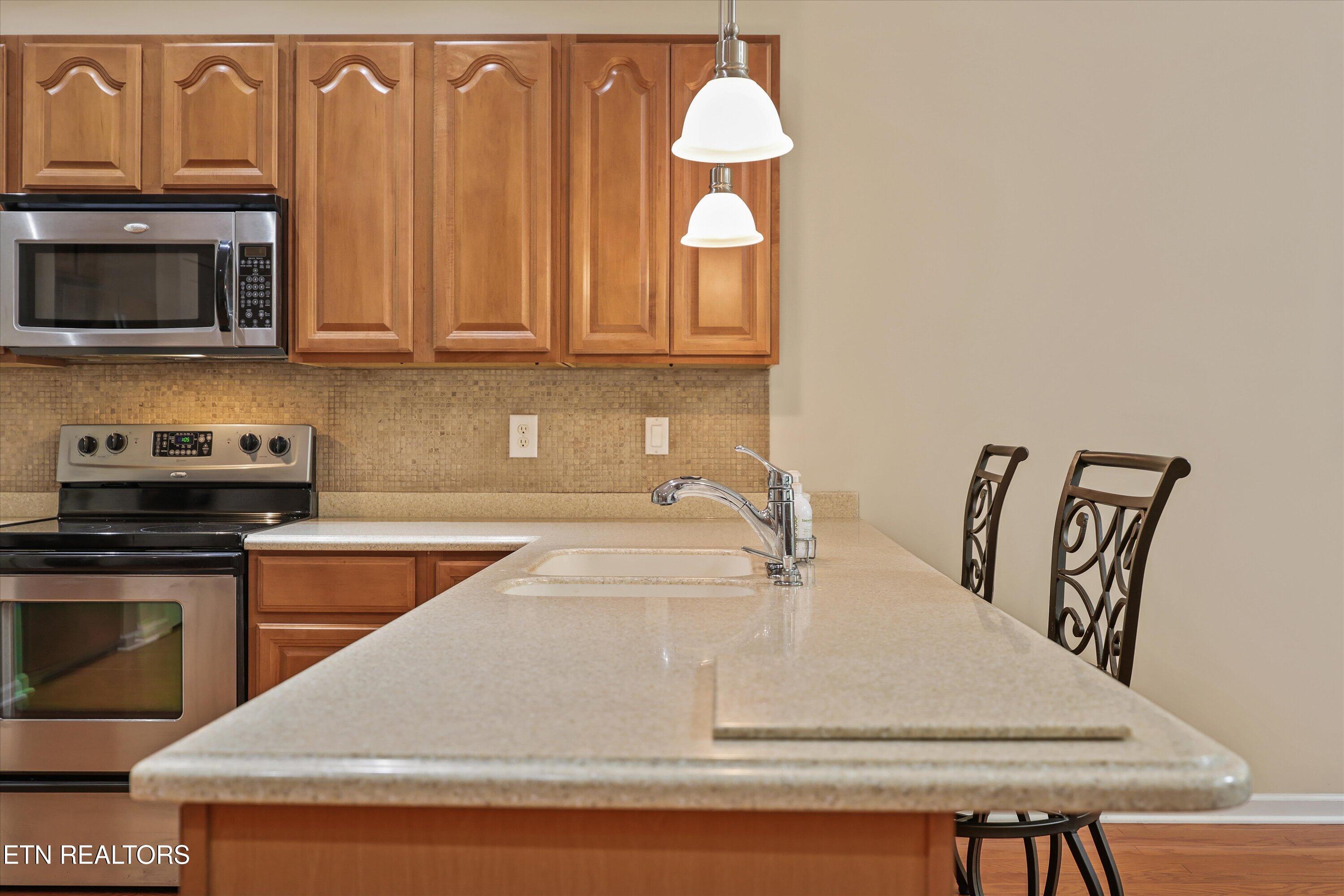4647 Oak Meadow Way Knoxville TN 37918