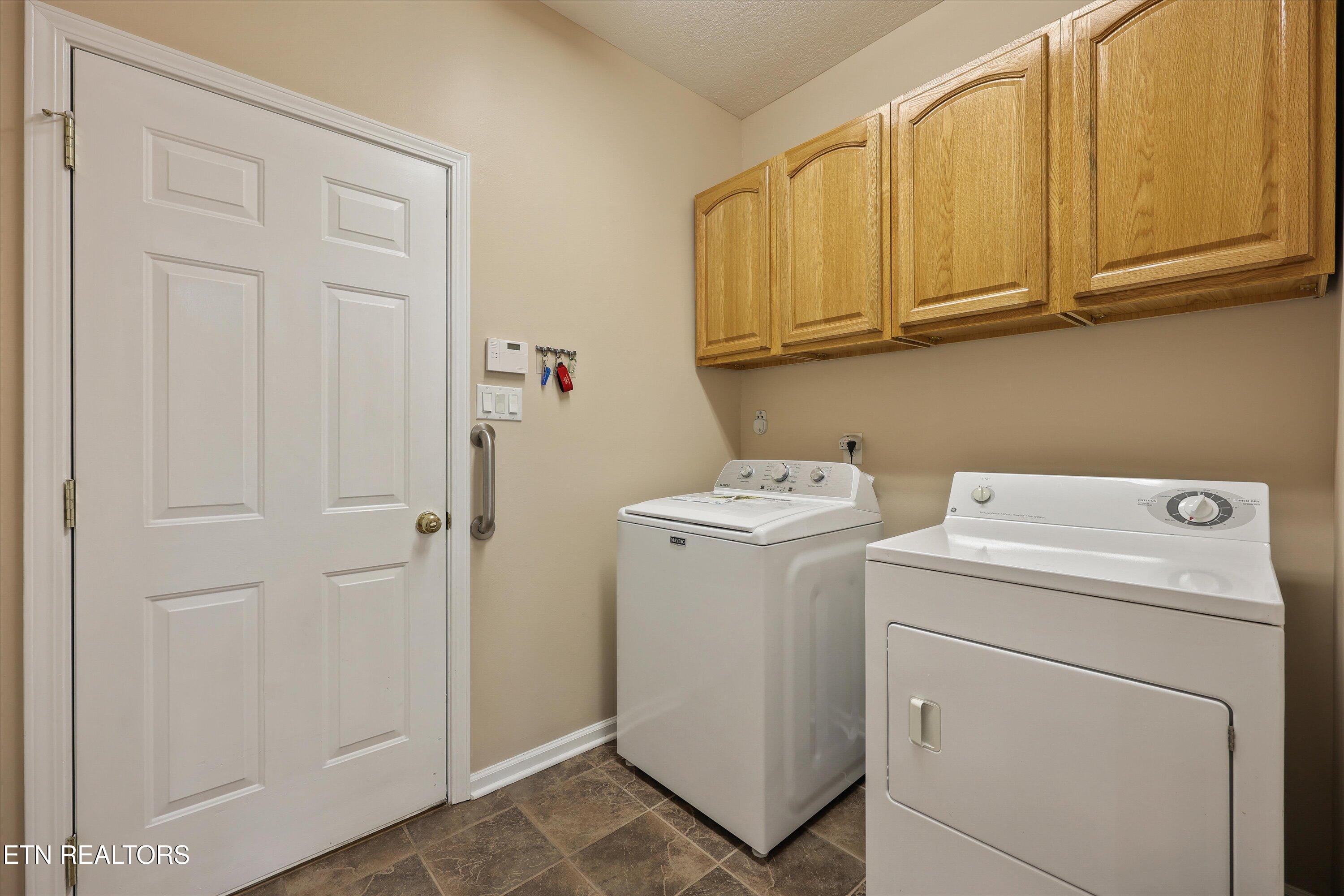 4647 Oak Meadow Way Knoxville TN 37918