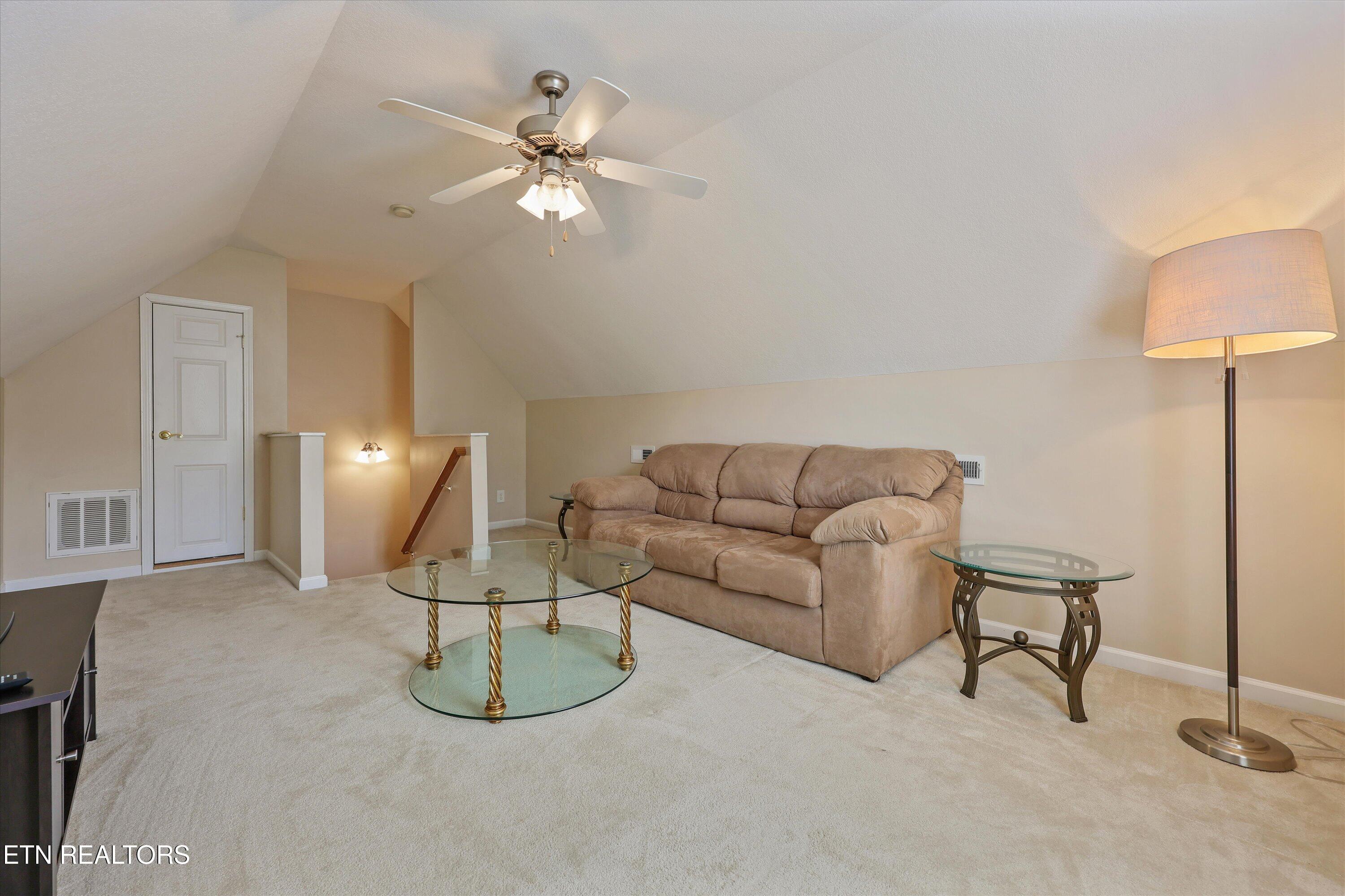 4647 Oak Meadow Way Knoxville TN 37918