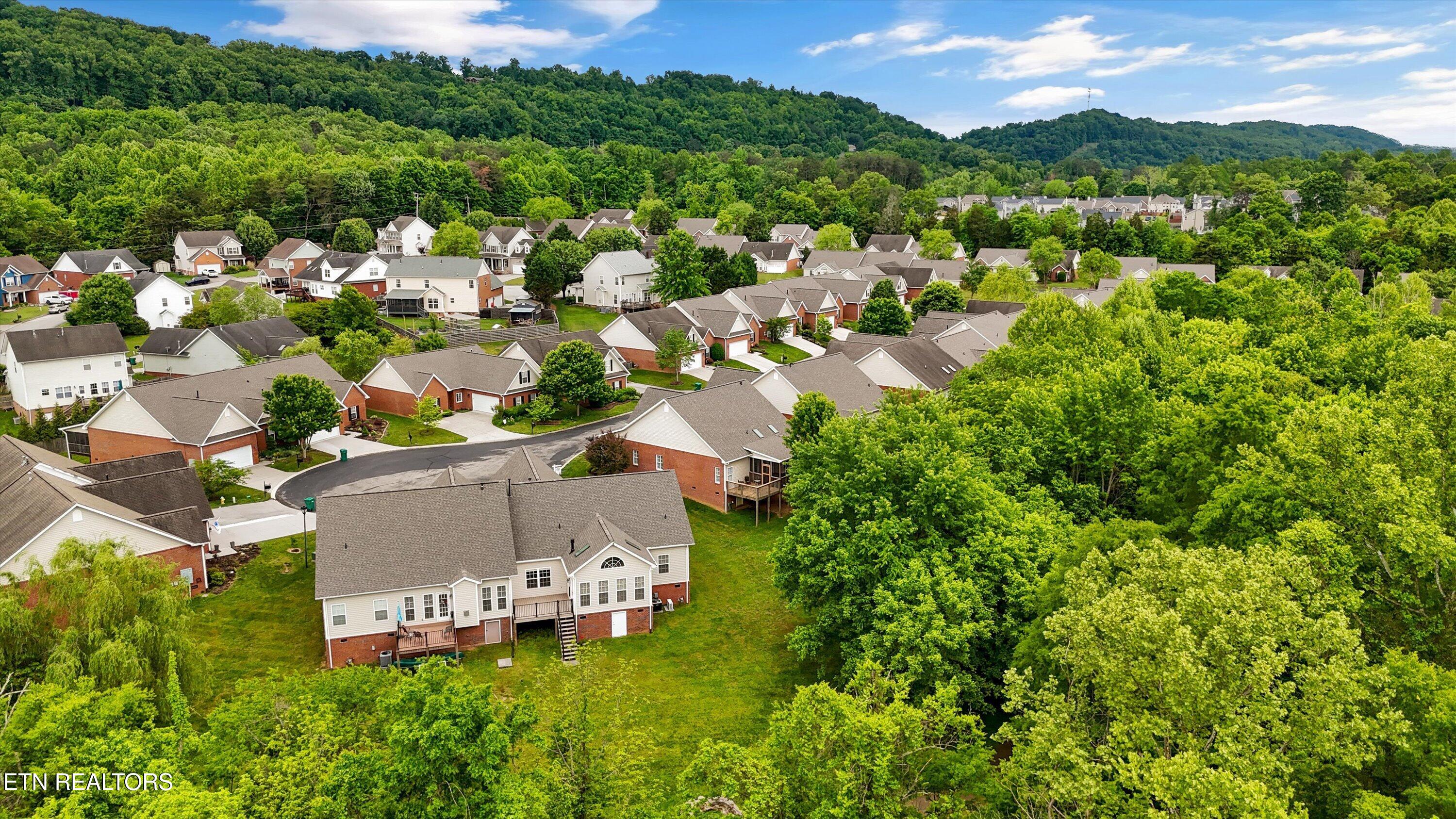 4647 Oak Meadow Way Knoxville TN 37918