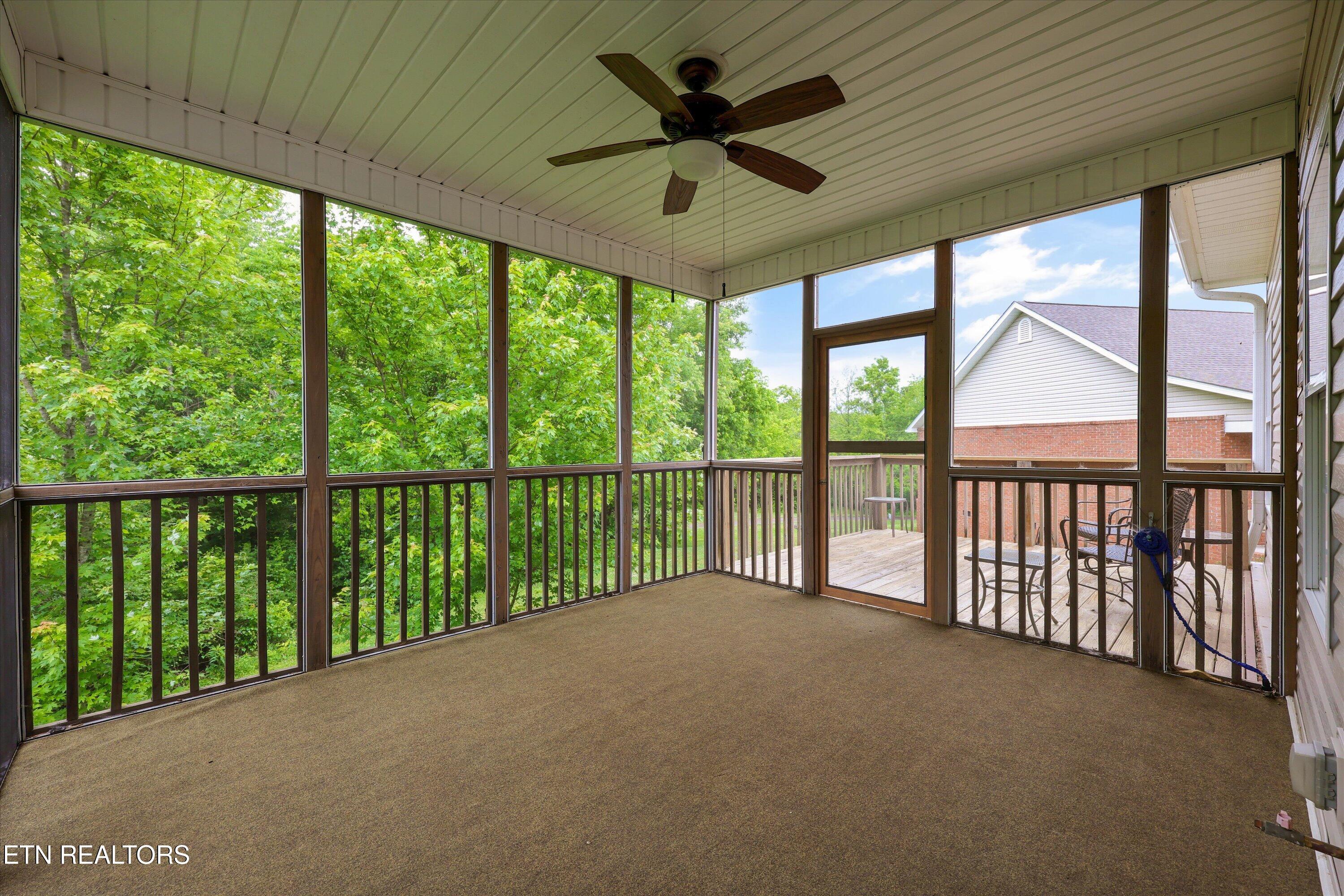 4647 Oak Meadow Way Knoxville TN 37918